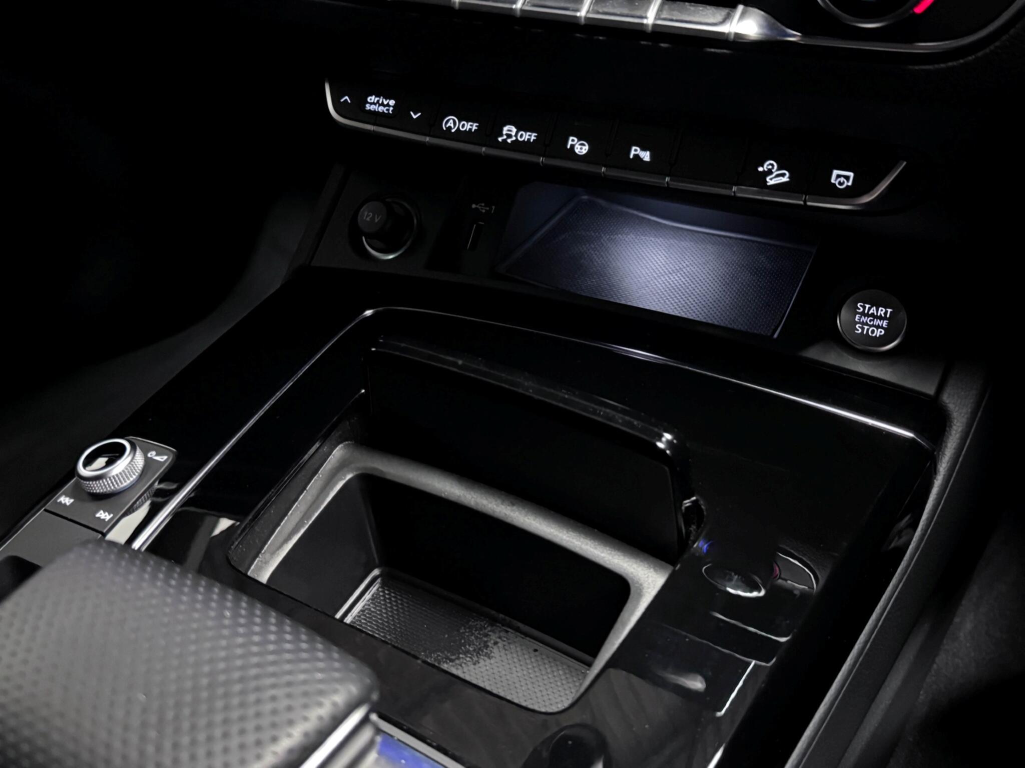 Audi Q5 view 38