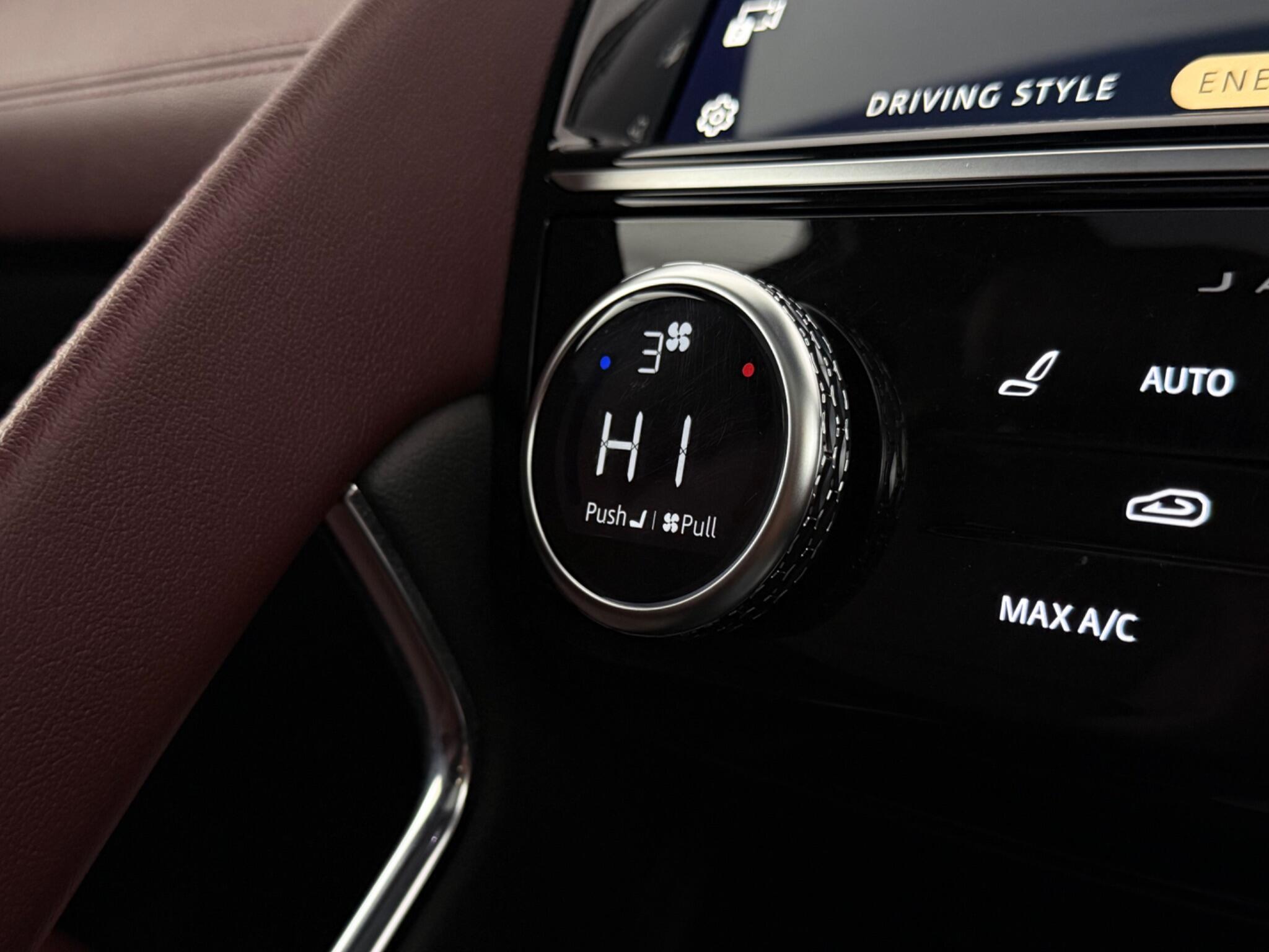Jaguar E-Pace view 28