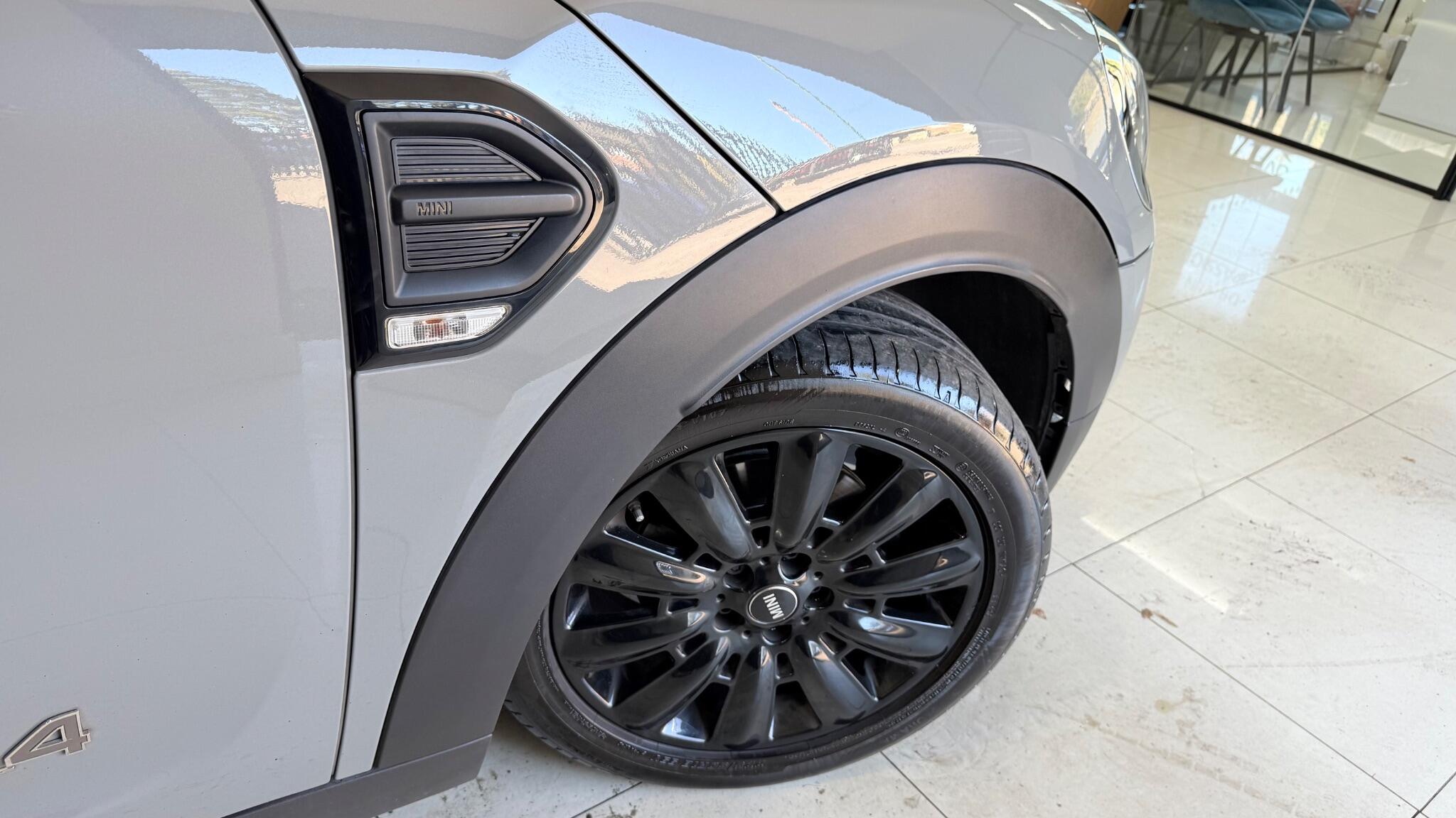 MINI Countryman view 29