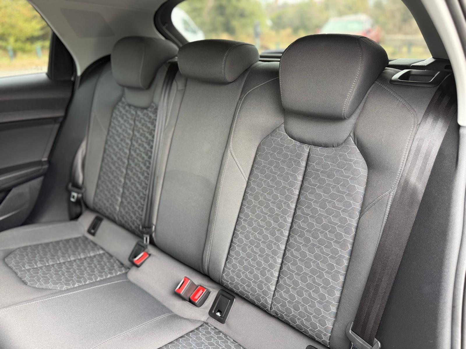 Audi A1 view 34