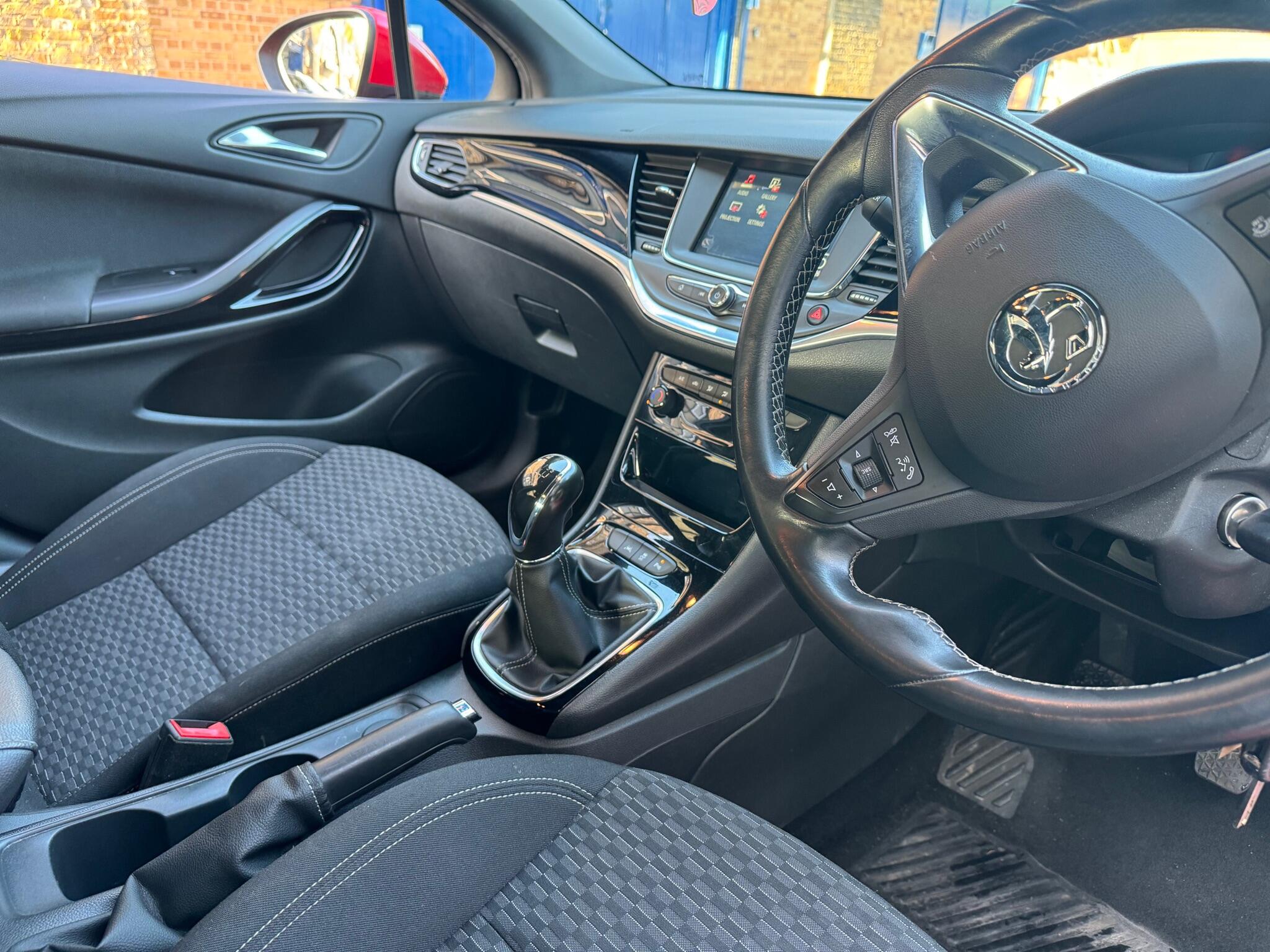 Vauxhall Astra view 11