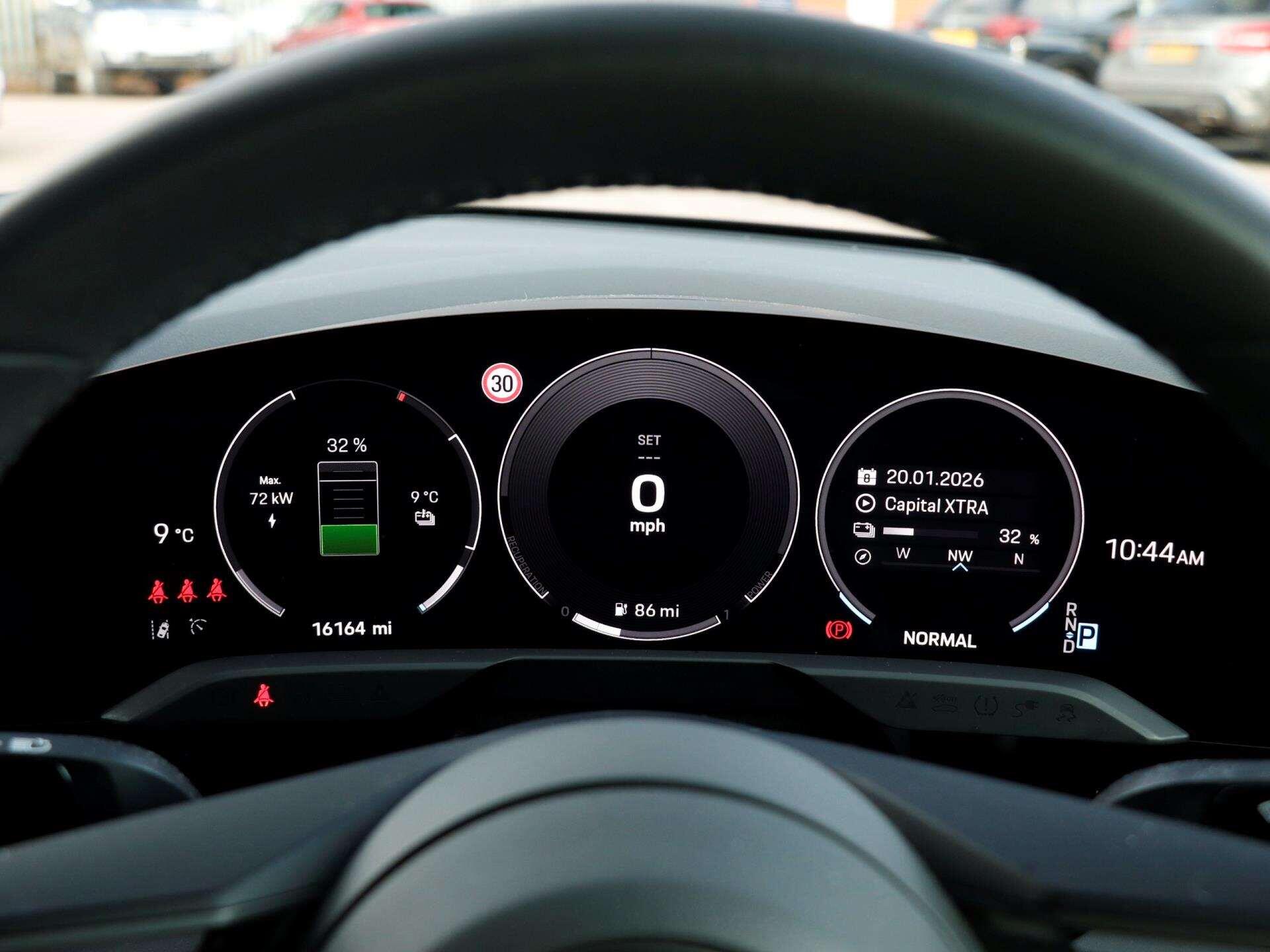 Porsche Taycan view 13