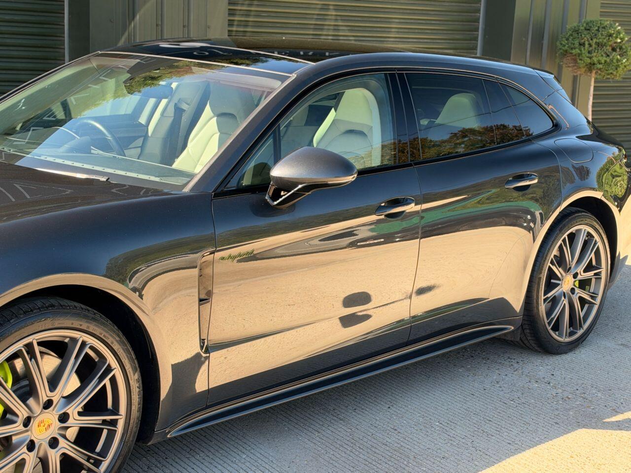 Porsche Panamera view 14