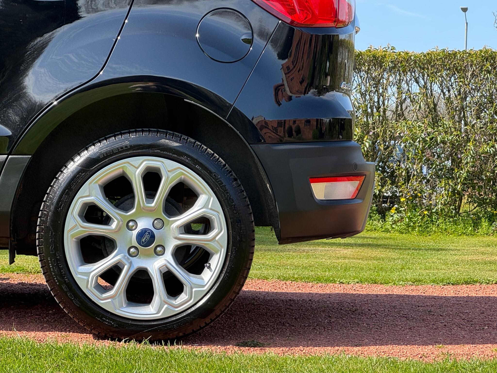 Ford Ecosport view 23