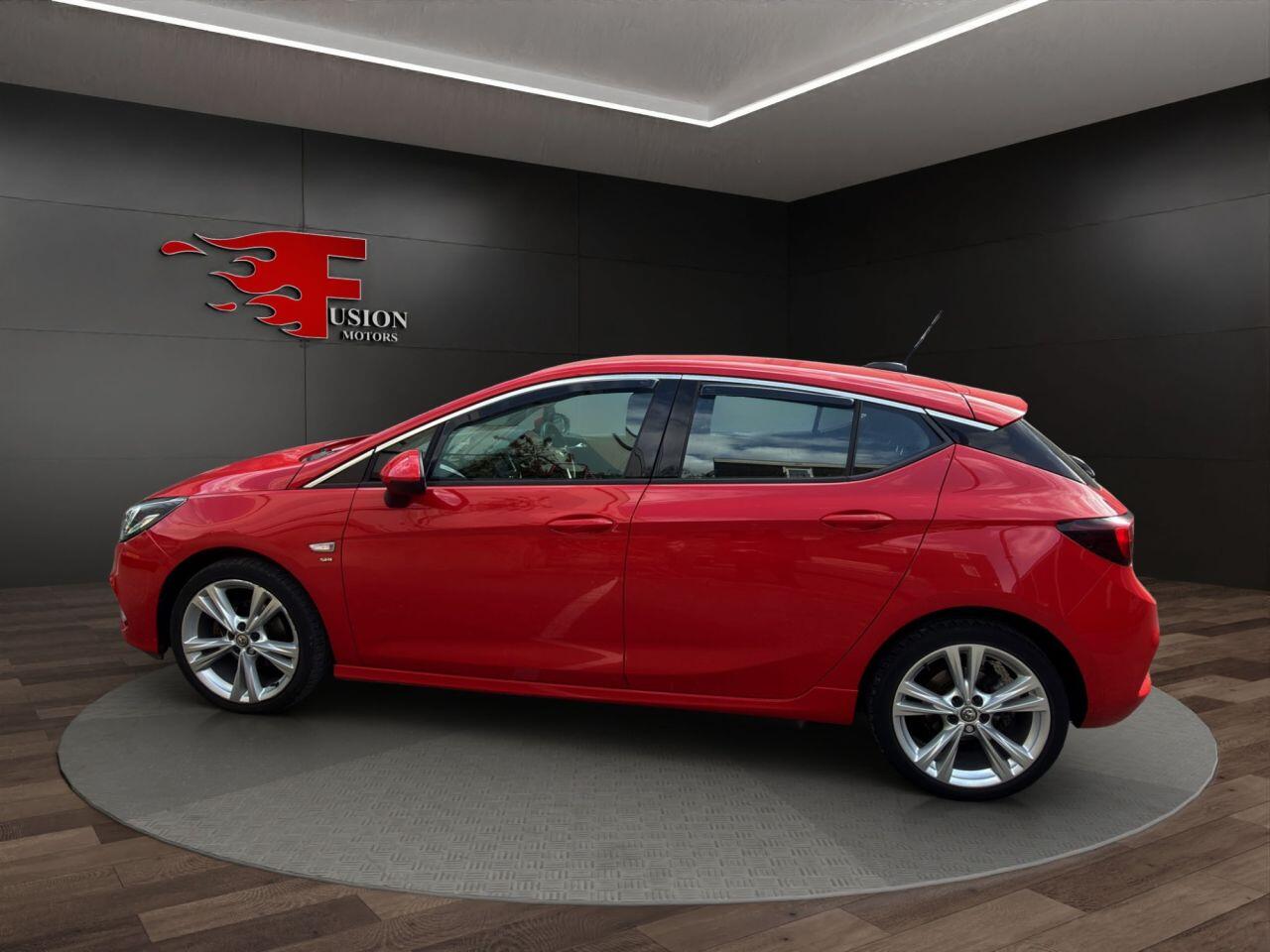Vauxhall Astra view 4