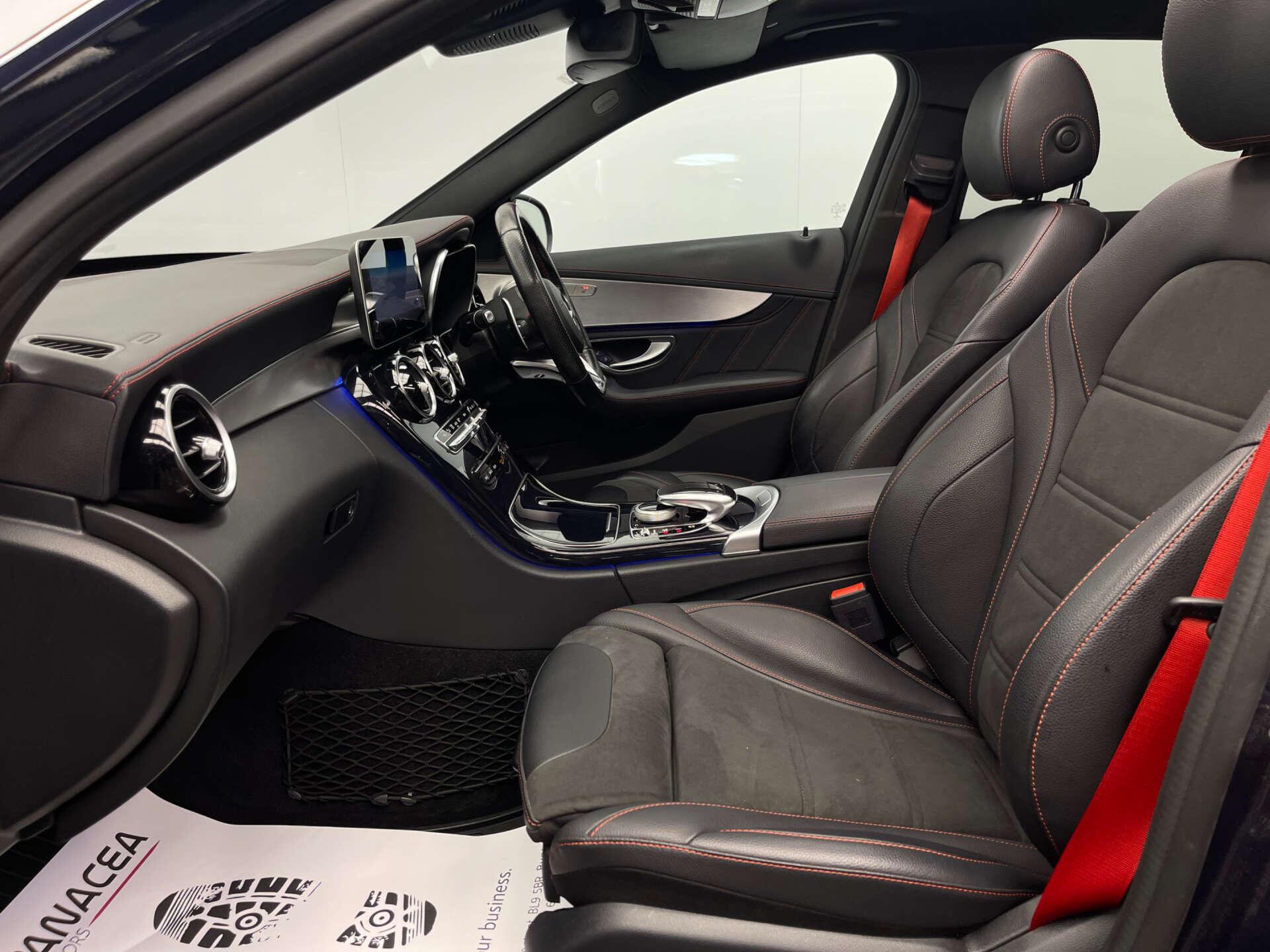 Mercedes-Benz C Class view 35