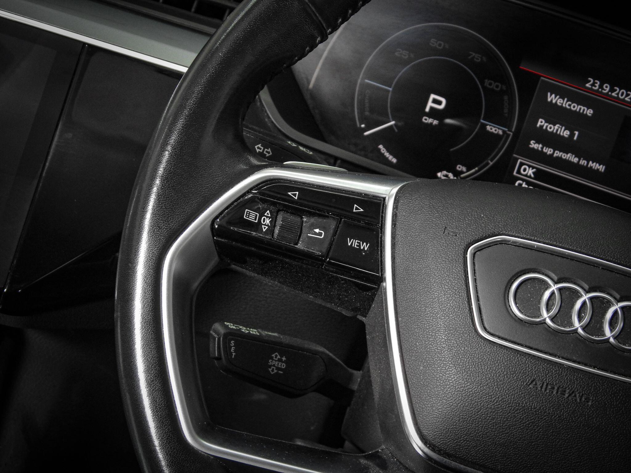 Audi E-Tron view 27