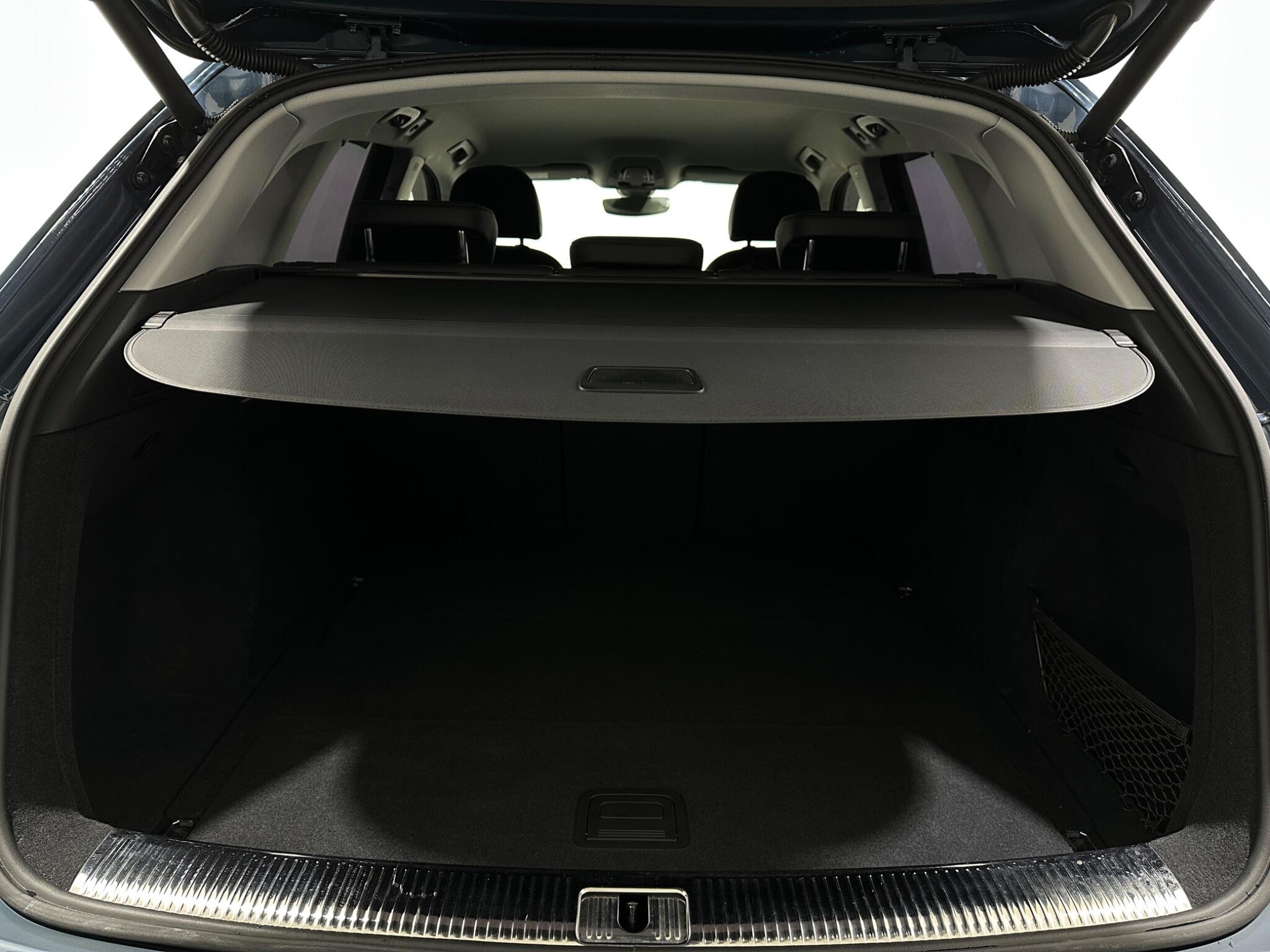 Audi Q5 view 48