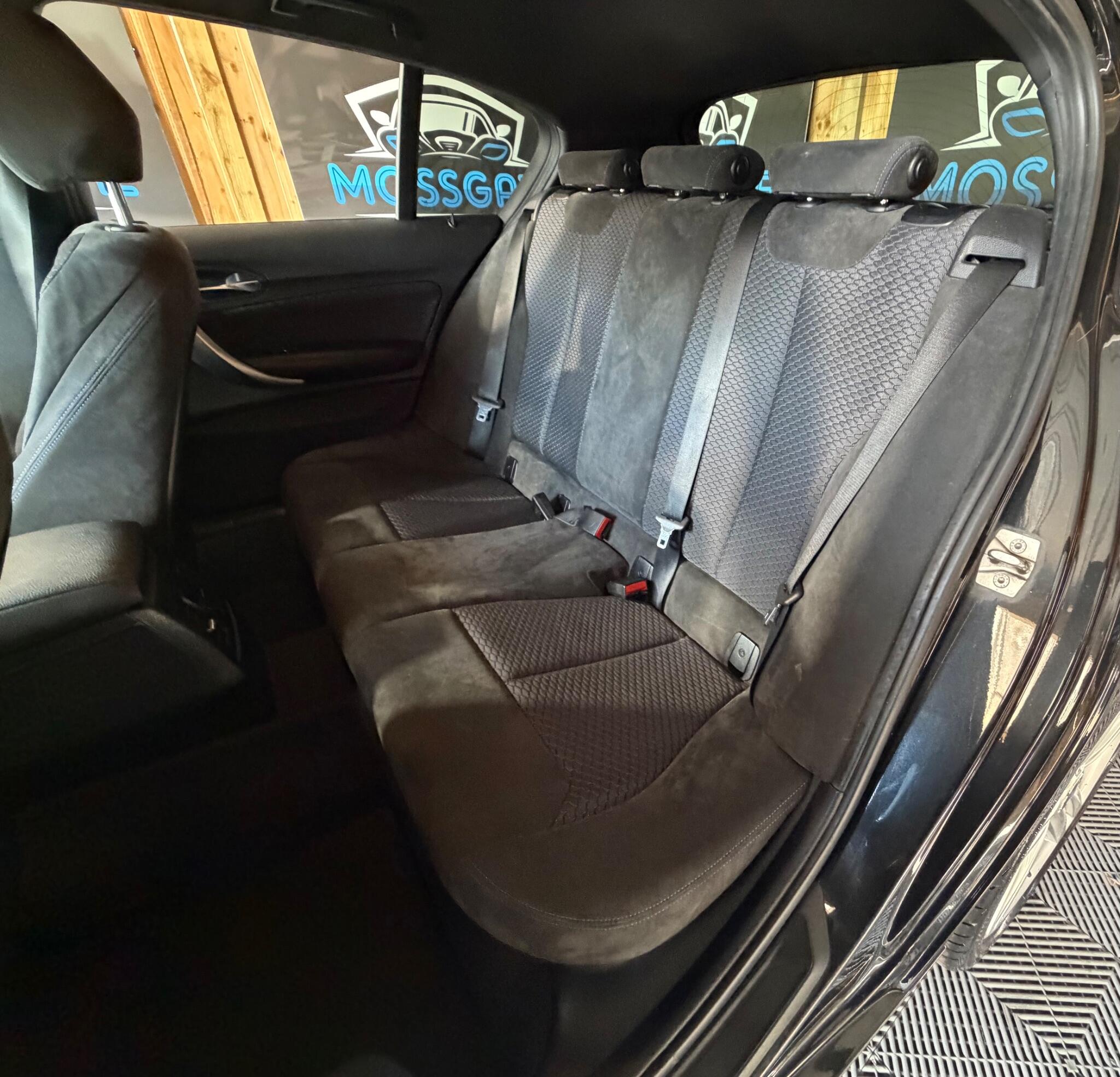 BMW 1 Series view 22