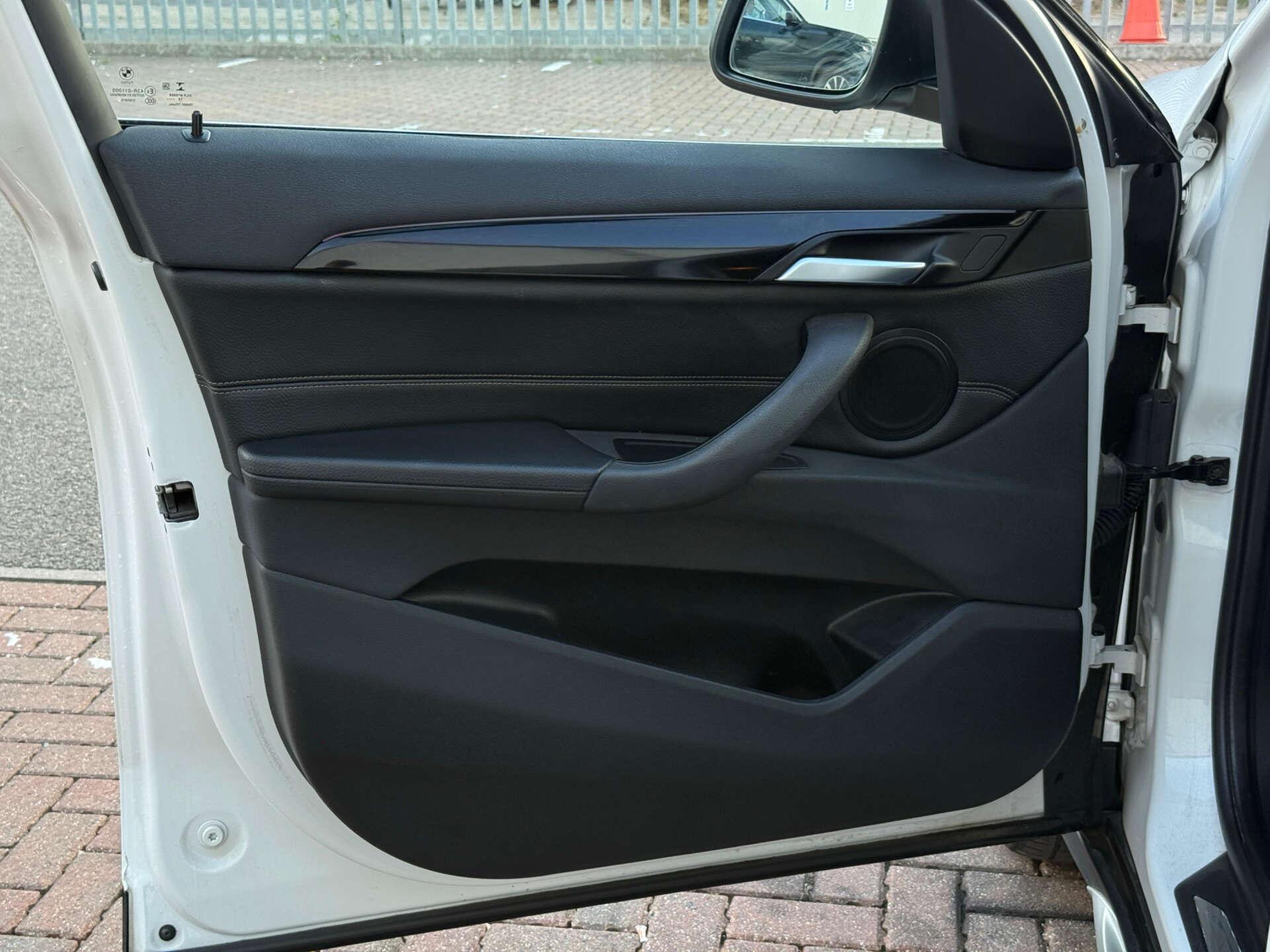 BMW X1 view 35