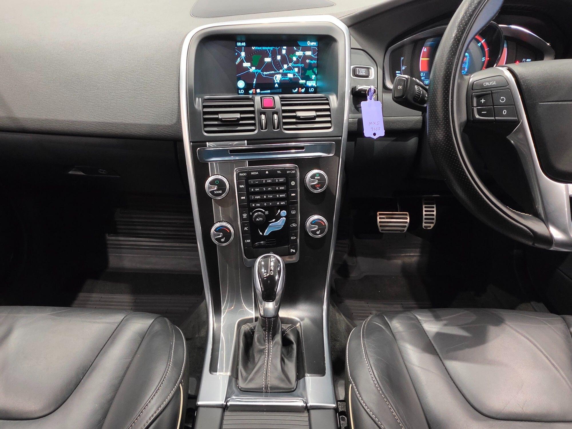 Volvo XC60 view 29