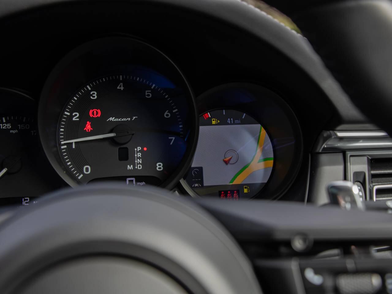 Porsche Macan view 62
