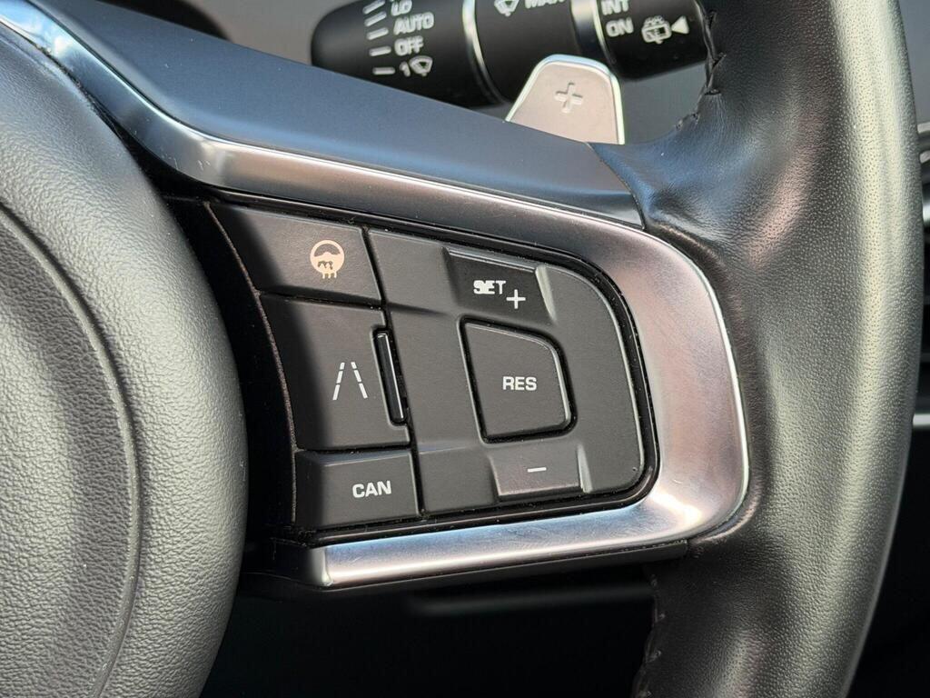 Jaguar F-Pace view 28