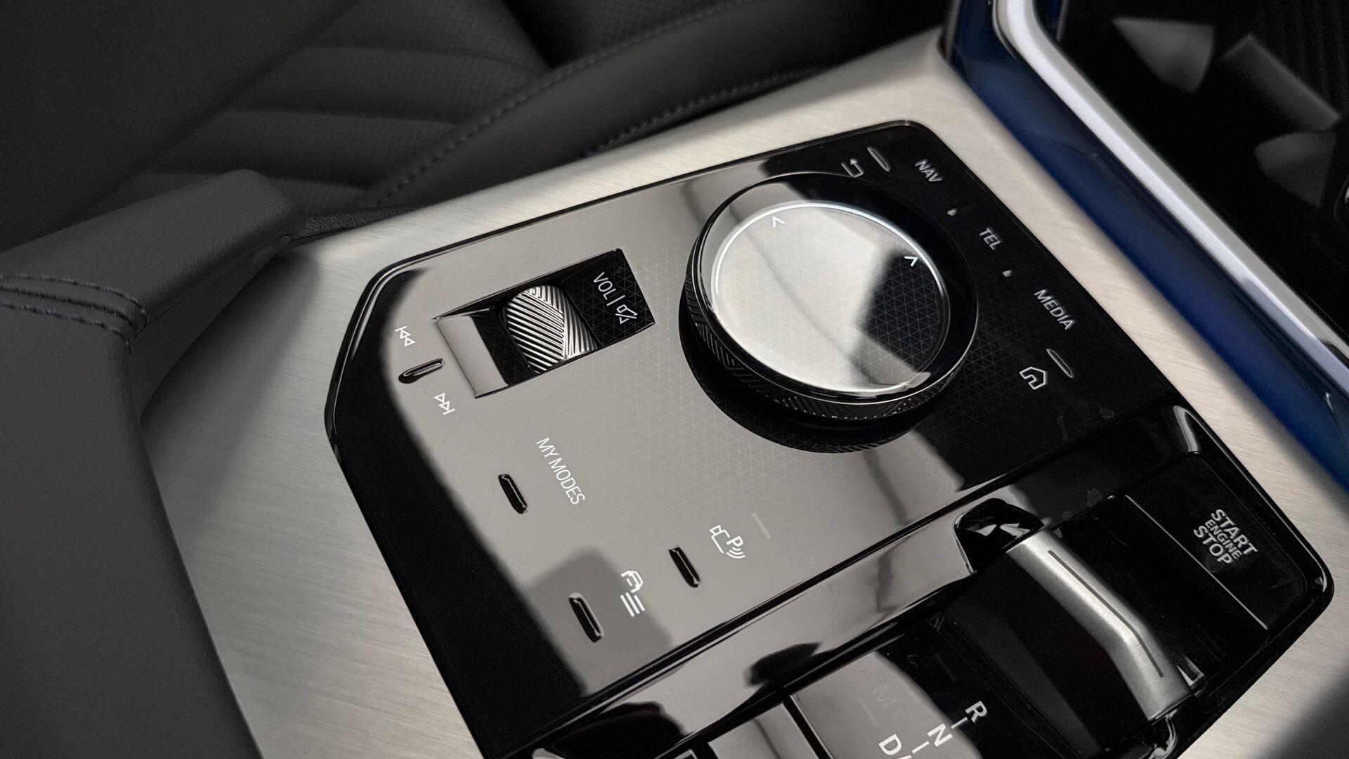 BMW X3 view 19