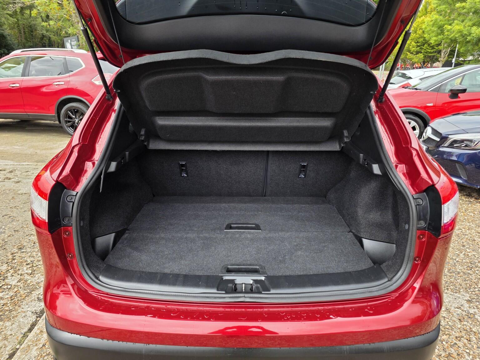 Nissan Qashqai view 20