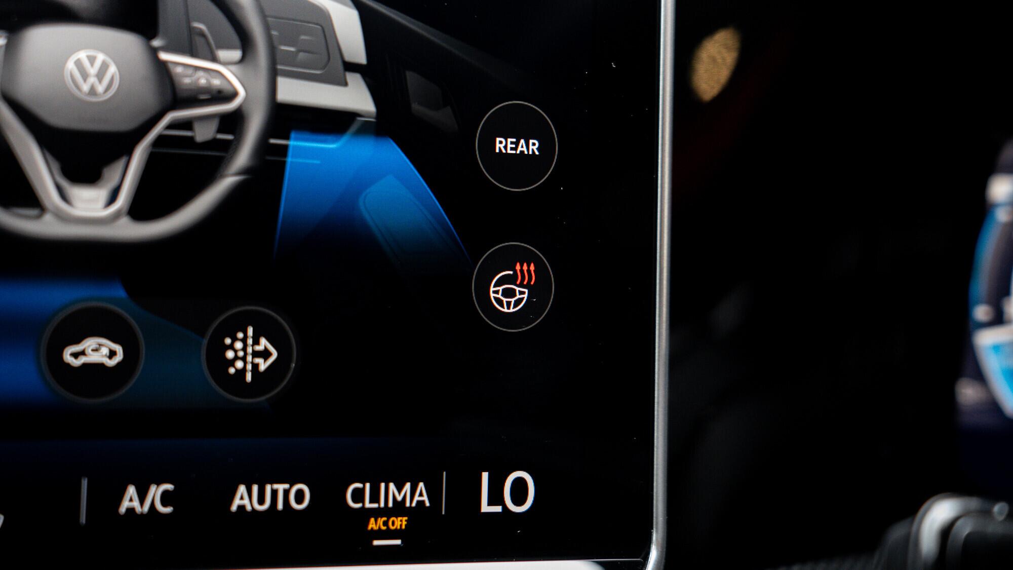 Volkswagen Golf view 40