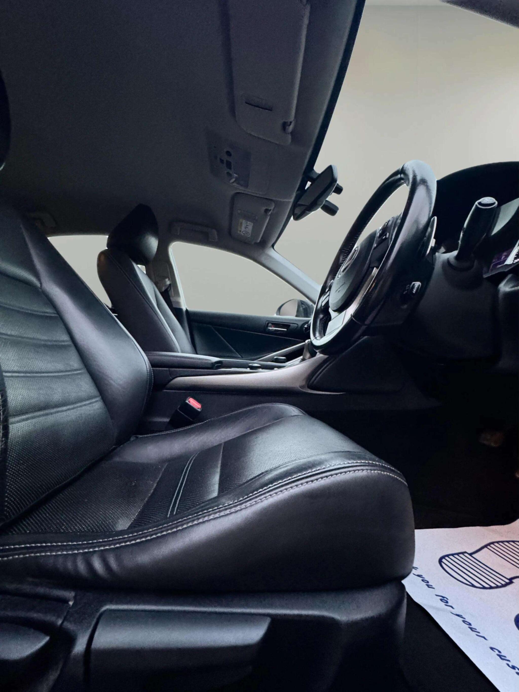 Lexus Is view 26