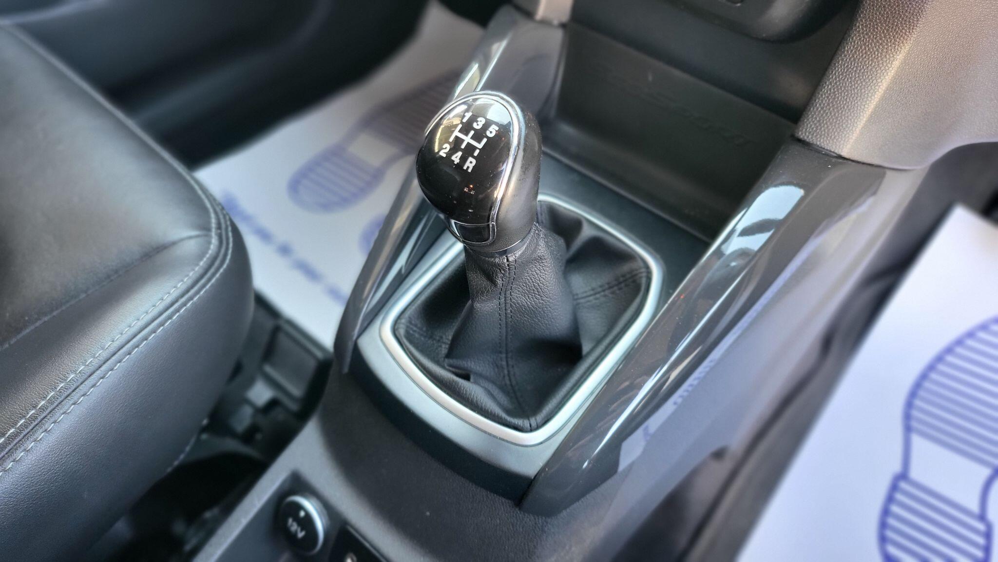 Ford Ecosport view 13