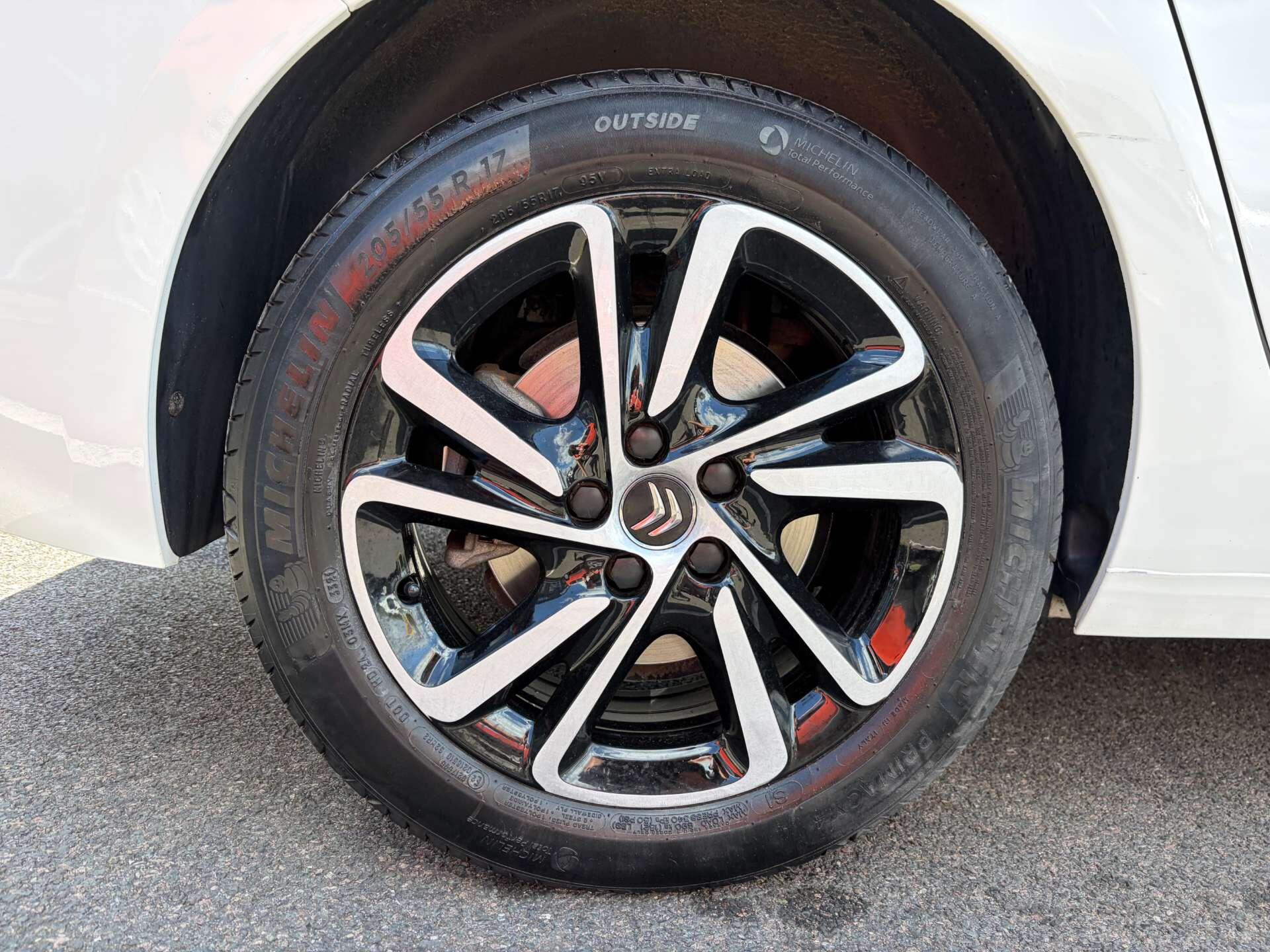 Citroen Grand C4 Spacetourer view 11