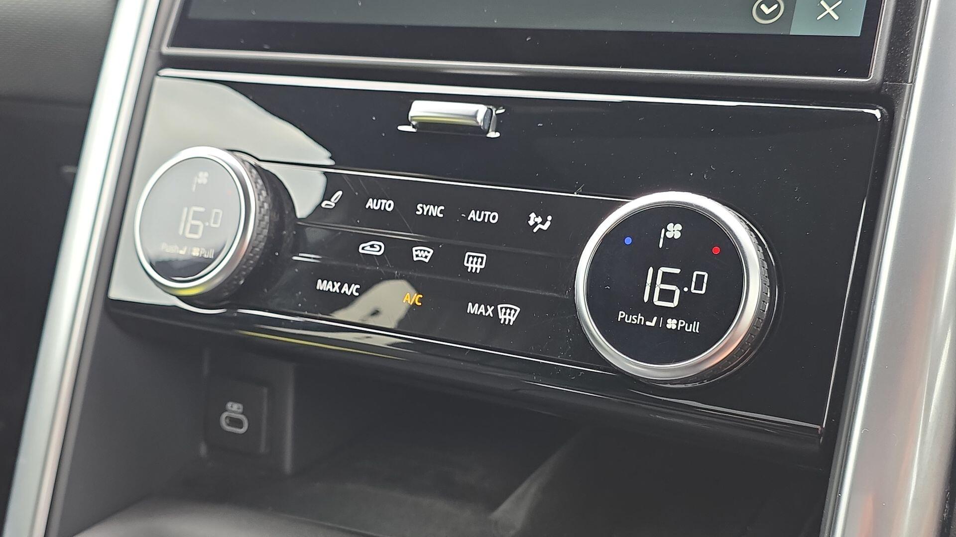 Land Rover Discovery view 33