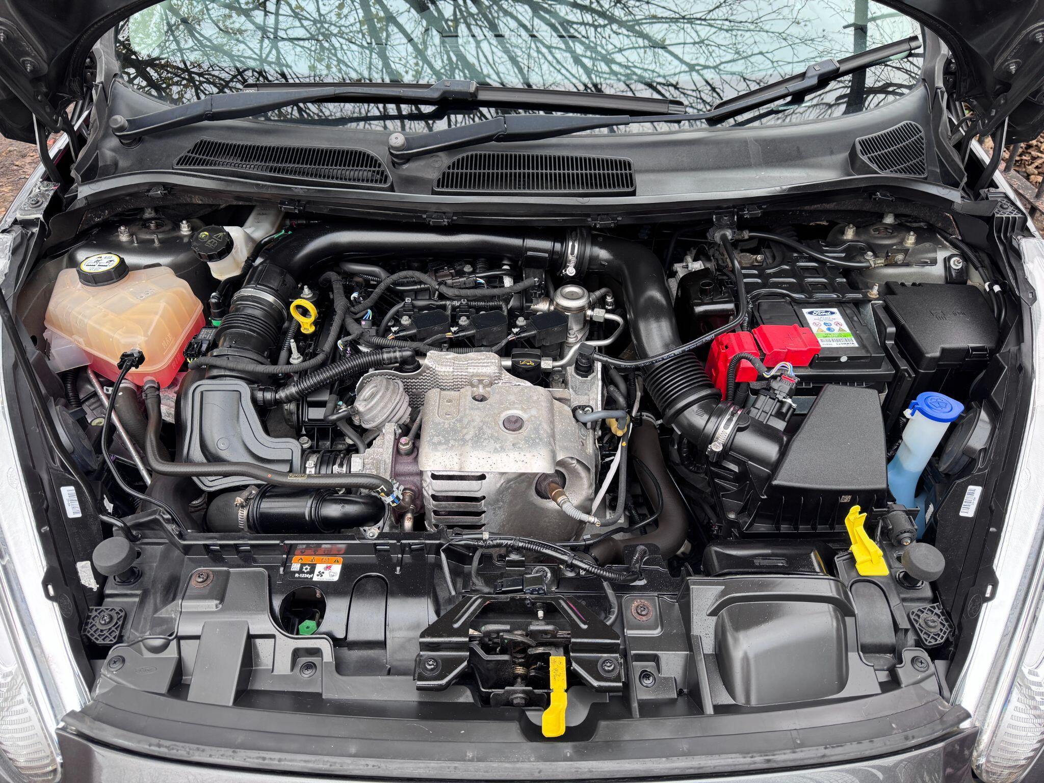 2017 Ford Fiesta image 47