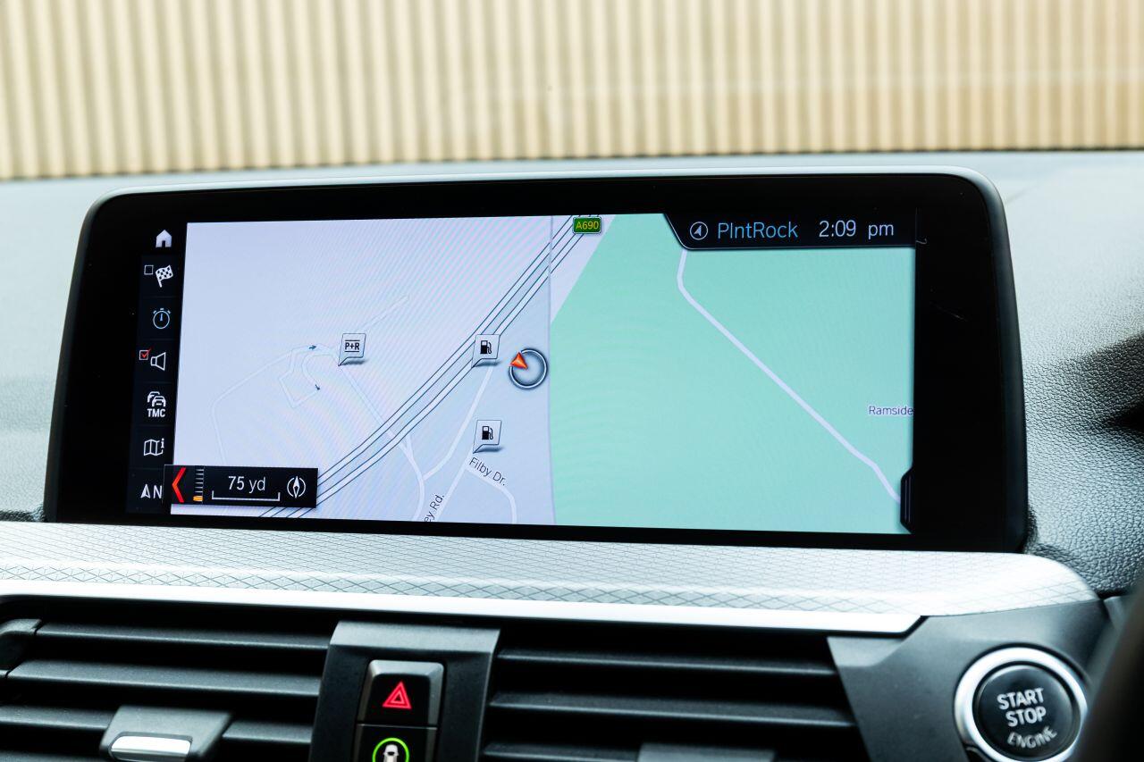 BMW X3 view 25
