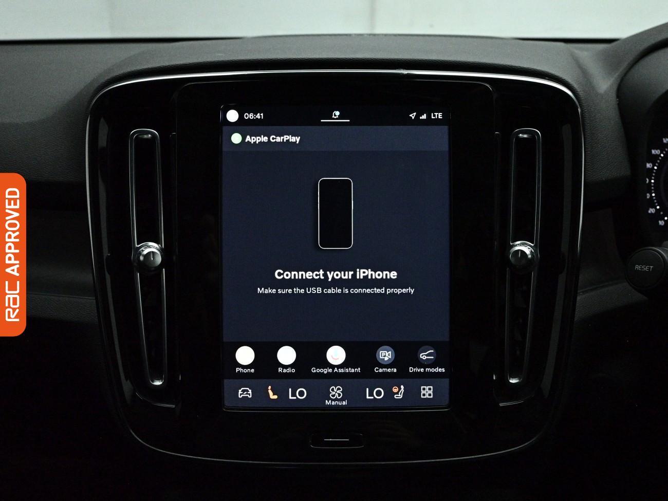 Volvo XC40 view 22