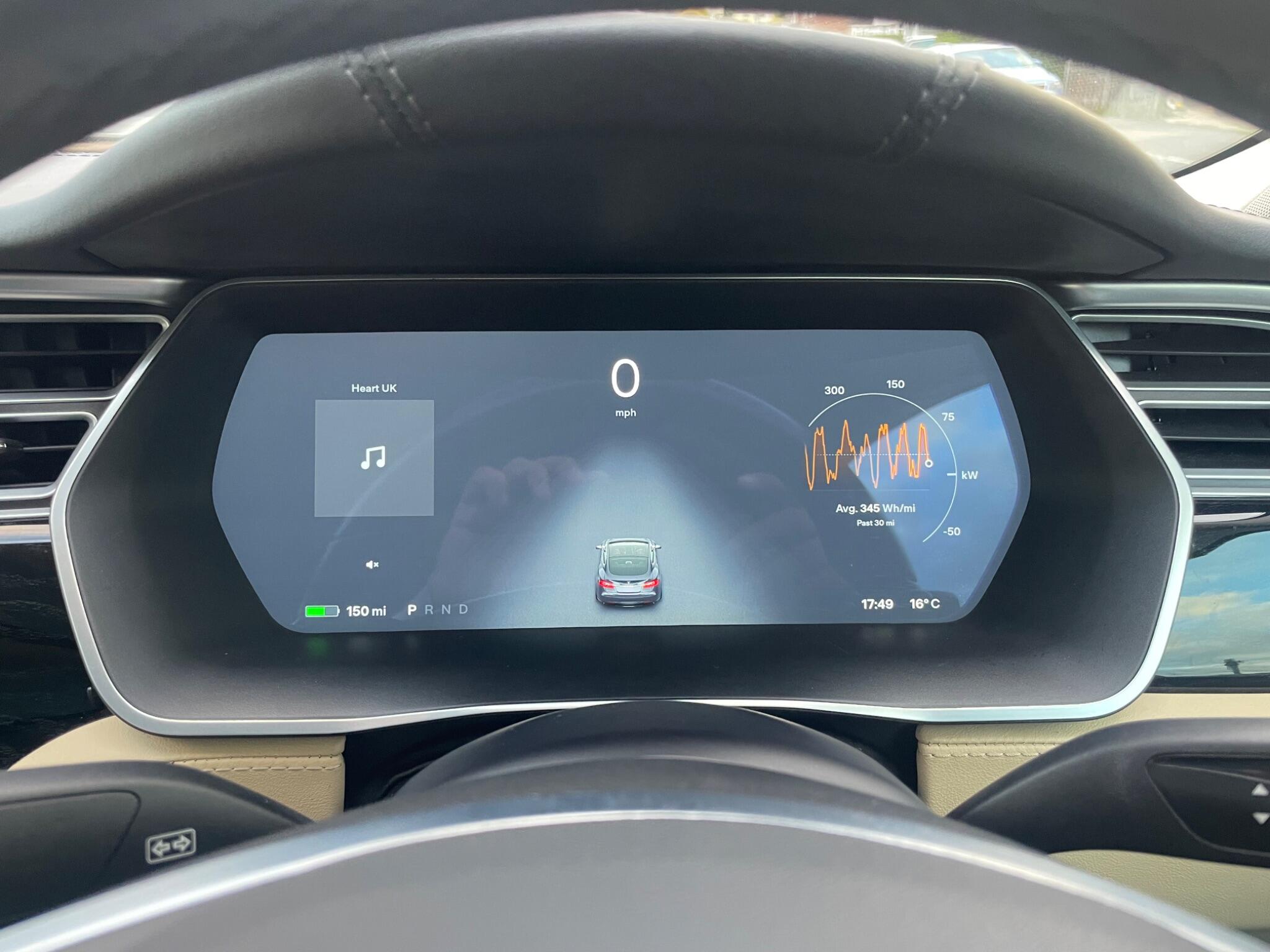 2016 Tesla Model S image 22