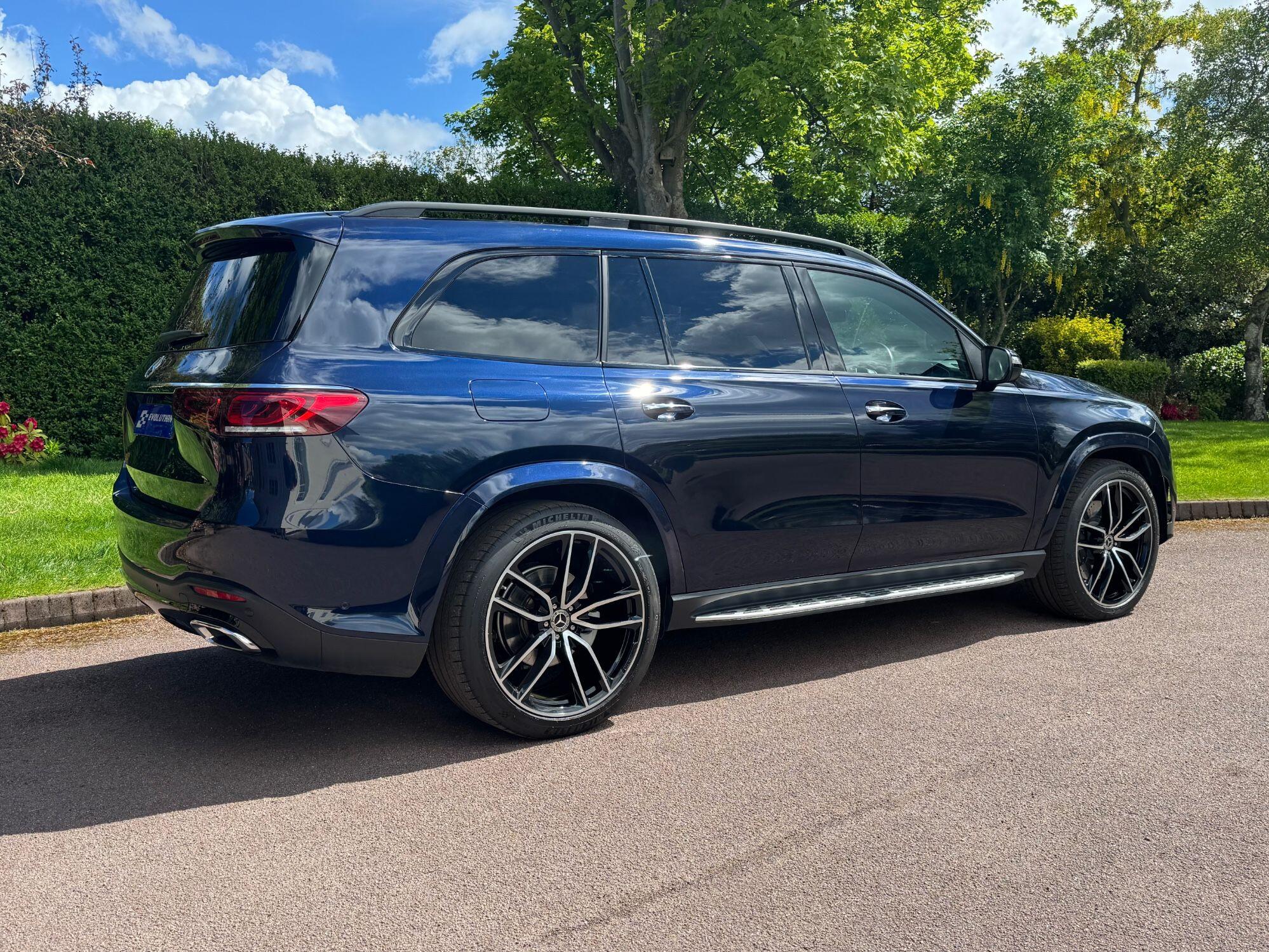 Mercedes-Benz GLS view 9