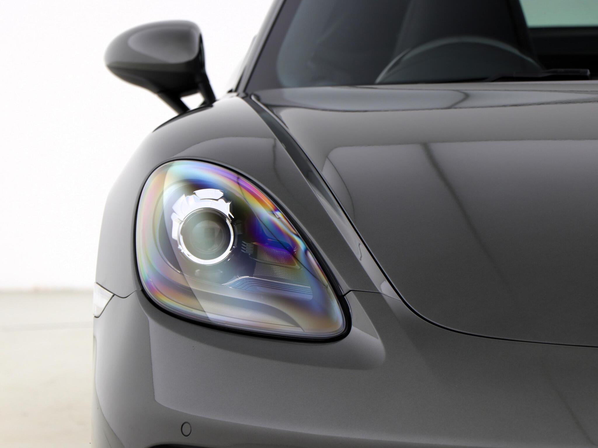 Porsche Cayman view 9