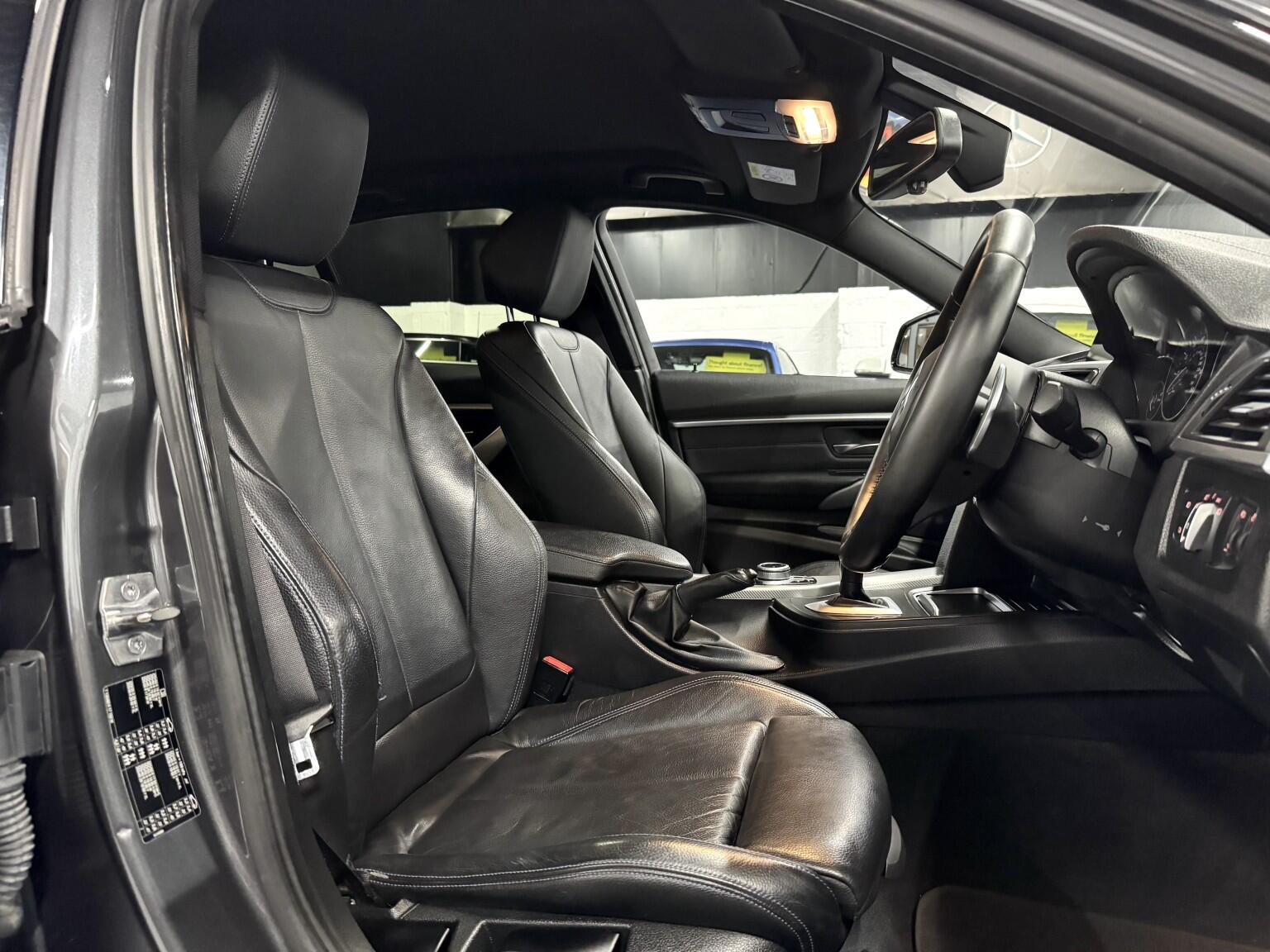 BMW 3 Series view 16