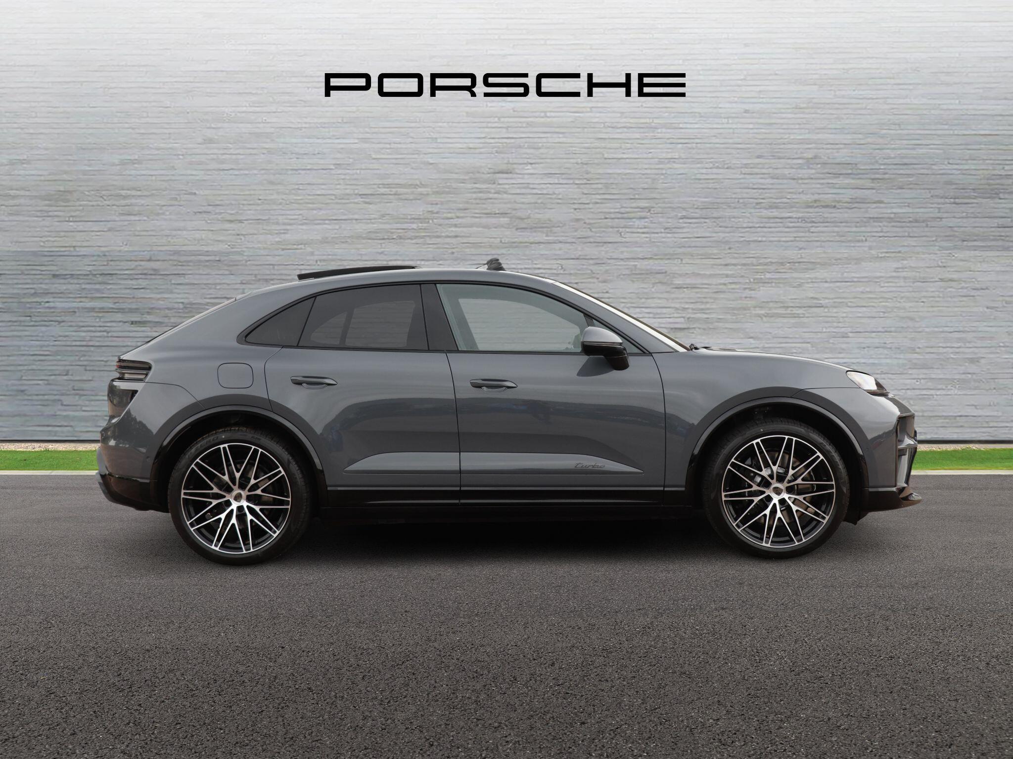 Porsche Macan view 2