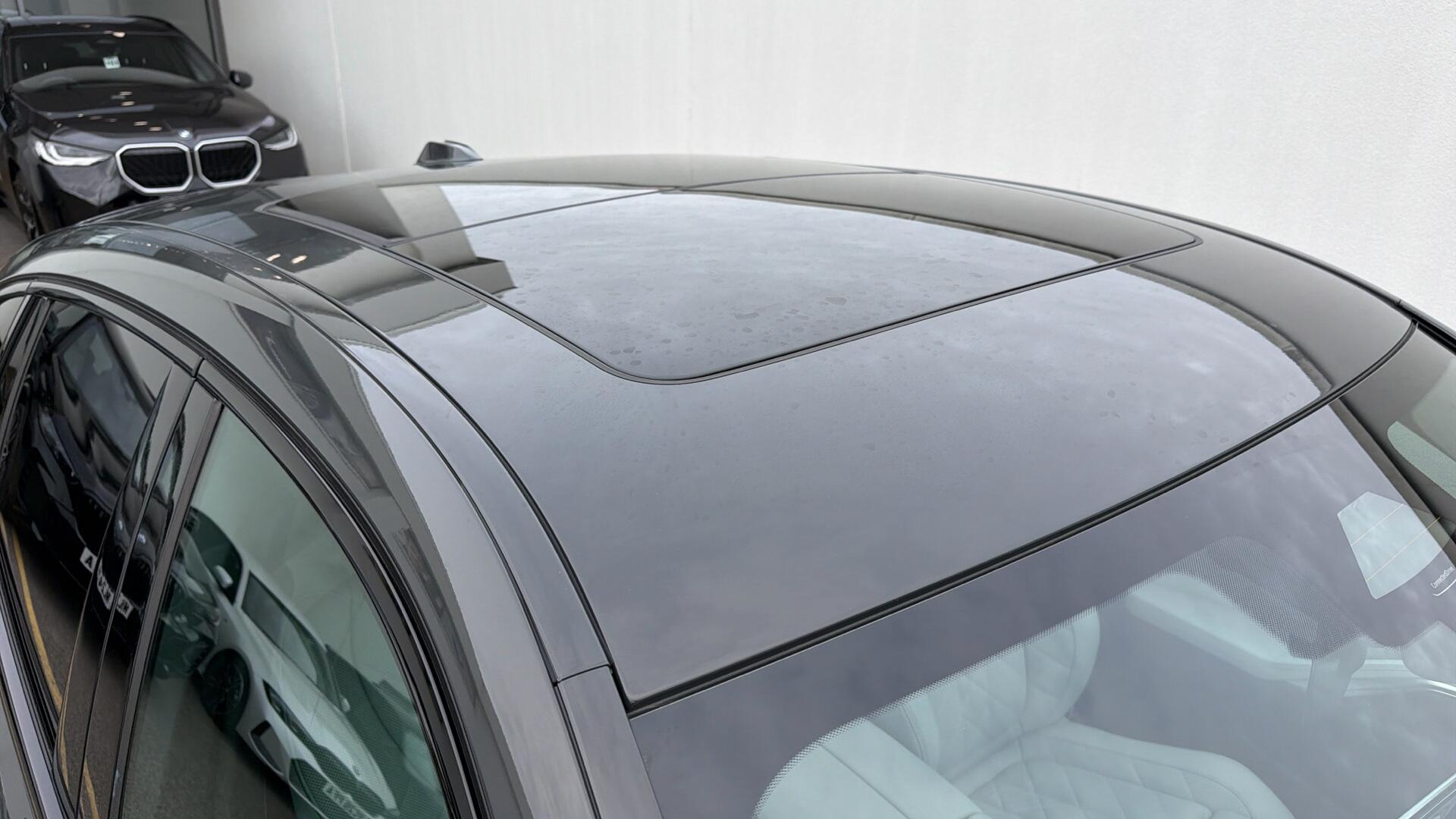BMW X6 view 27