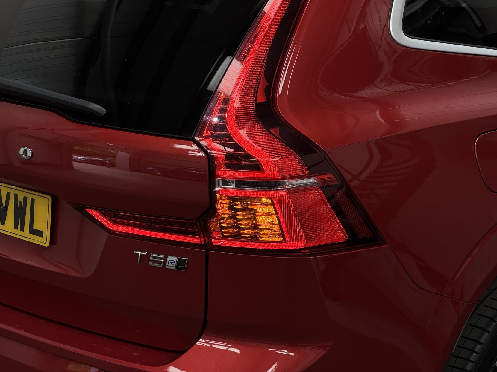 Volvo XC60 view 16