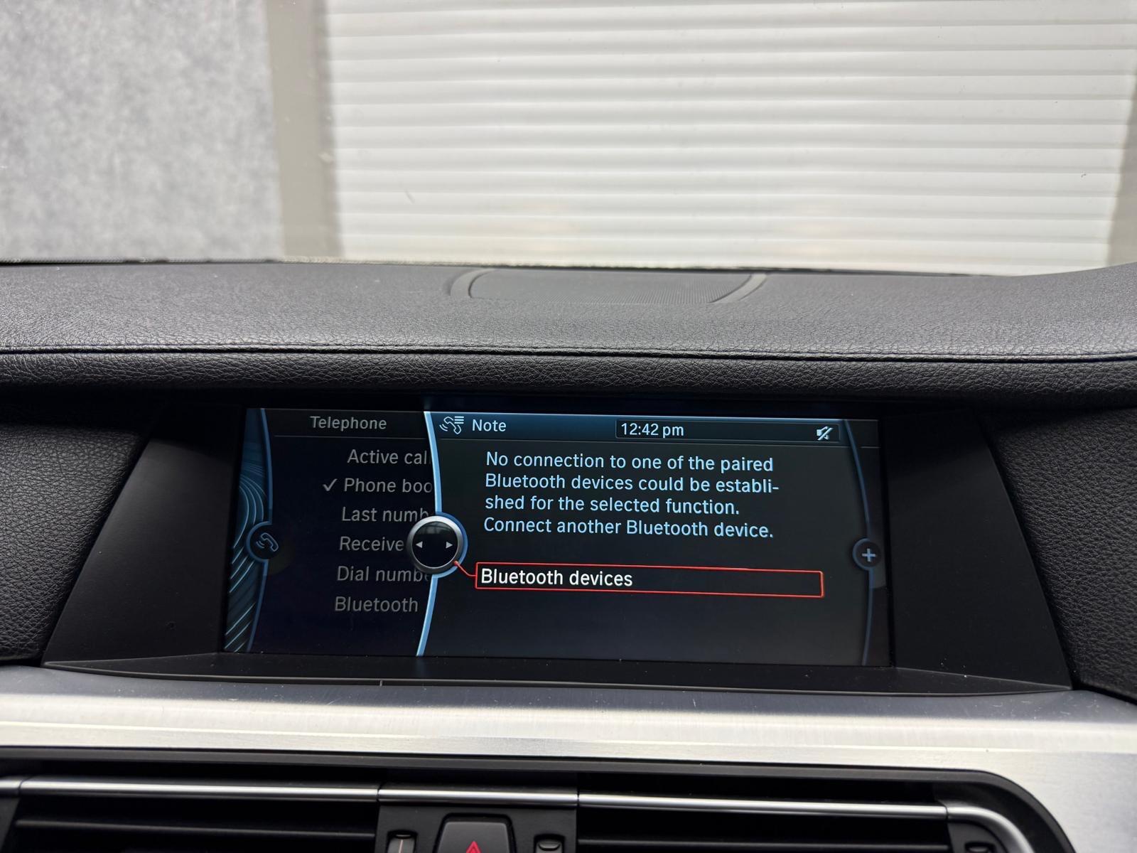 BMW 7 Series view 18