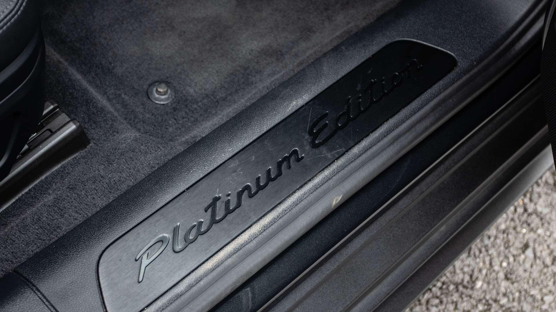 Porsche Panamera view 31