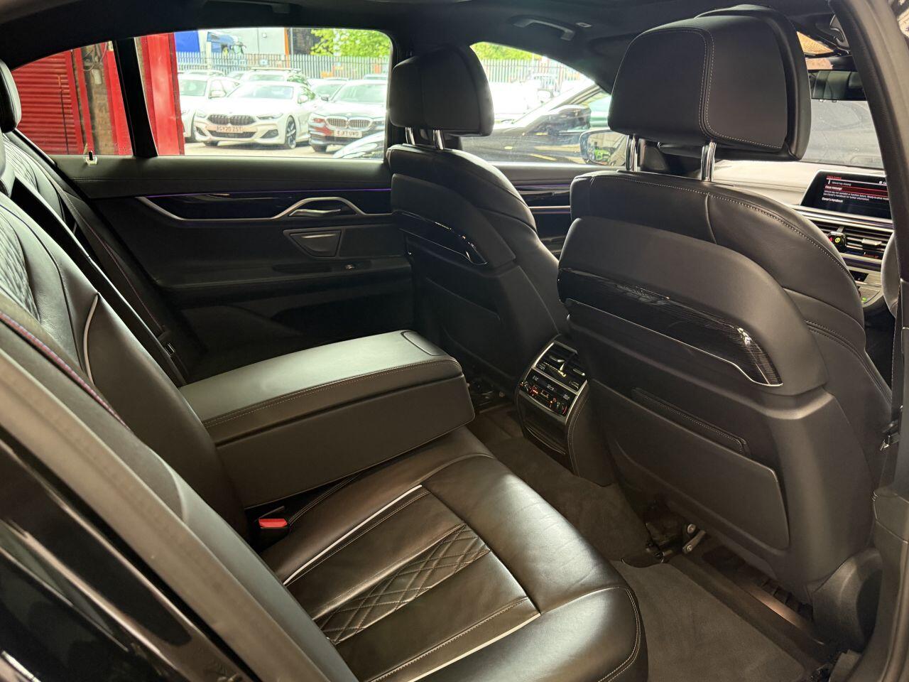 BMW 7 Series view 70