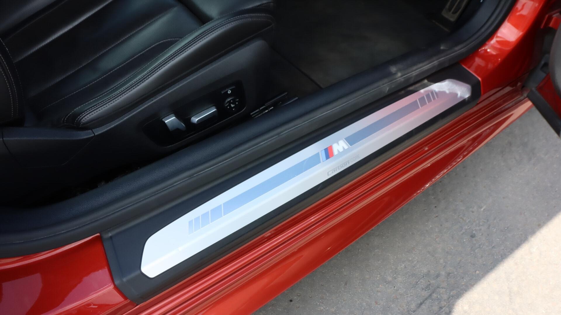 BMW 8 Series view 30