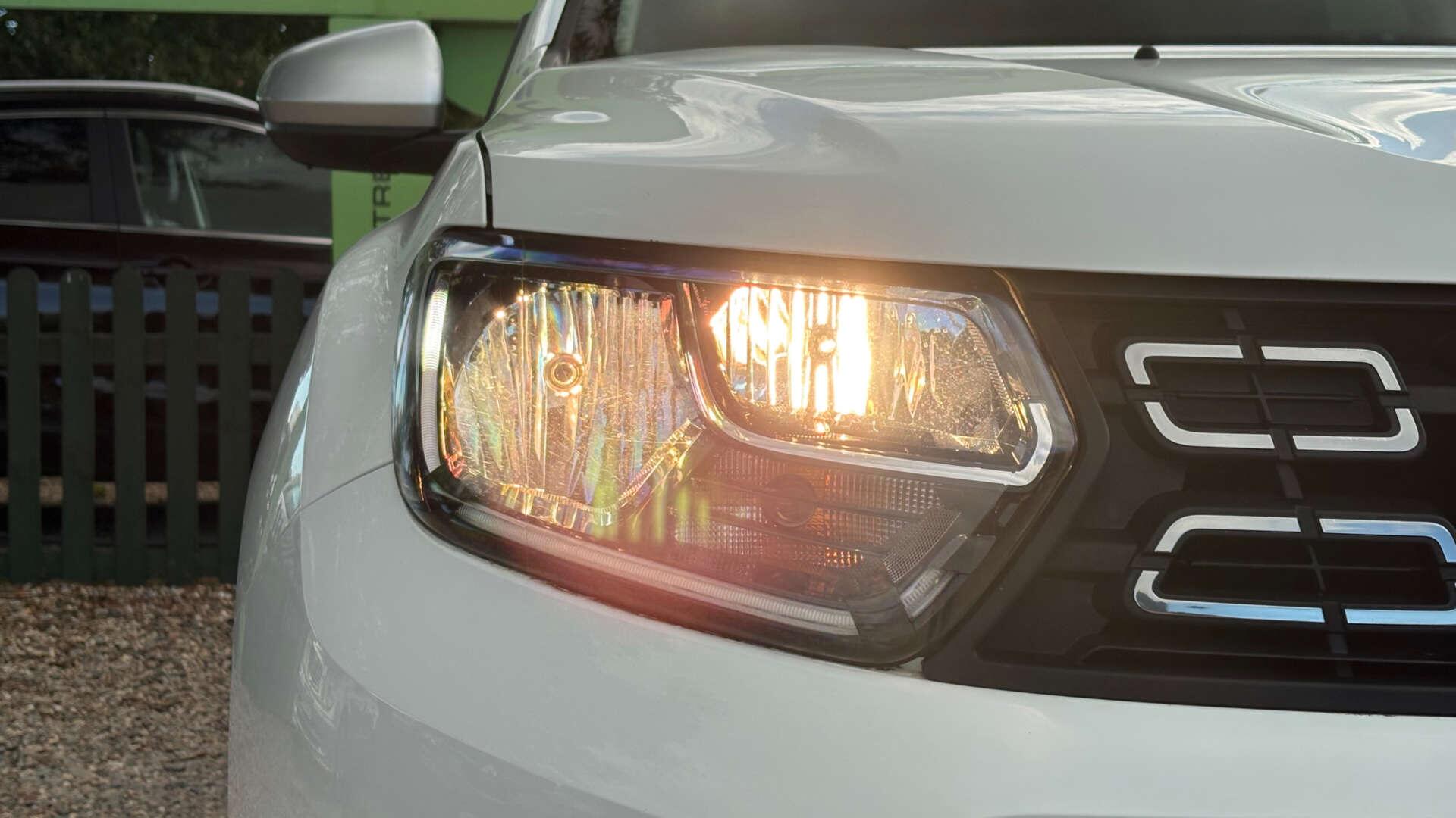 Dacia Duster view 45