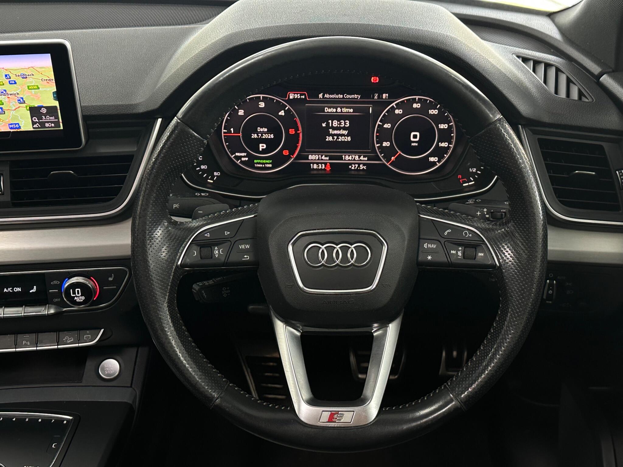 Audi Q5 view 19