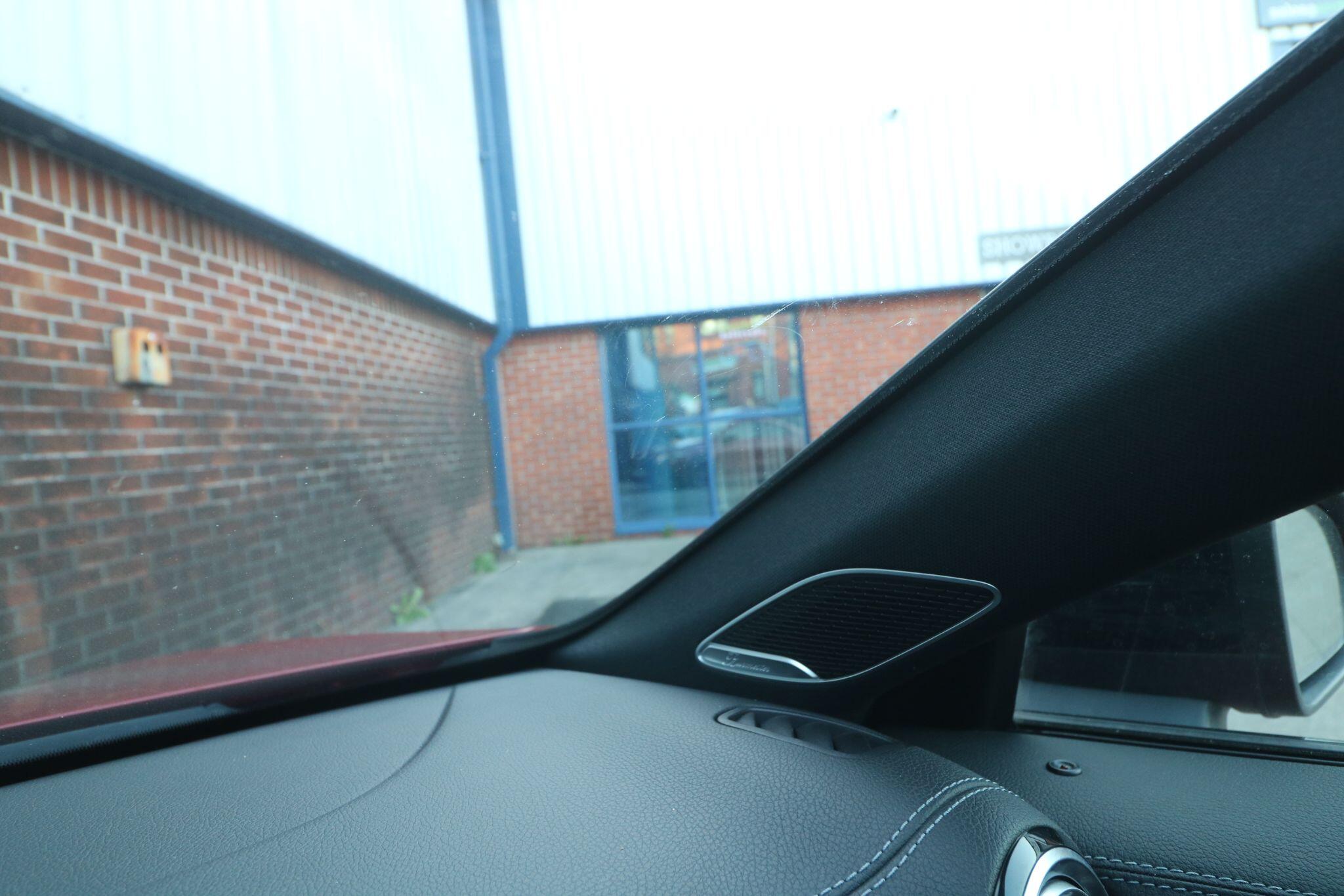 Mercedes-Benz Cla view 26