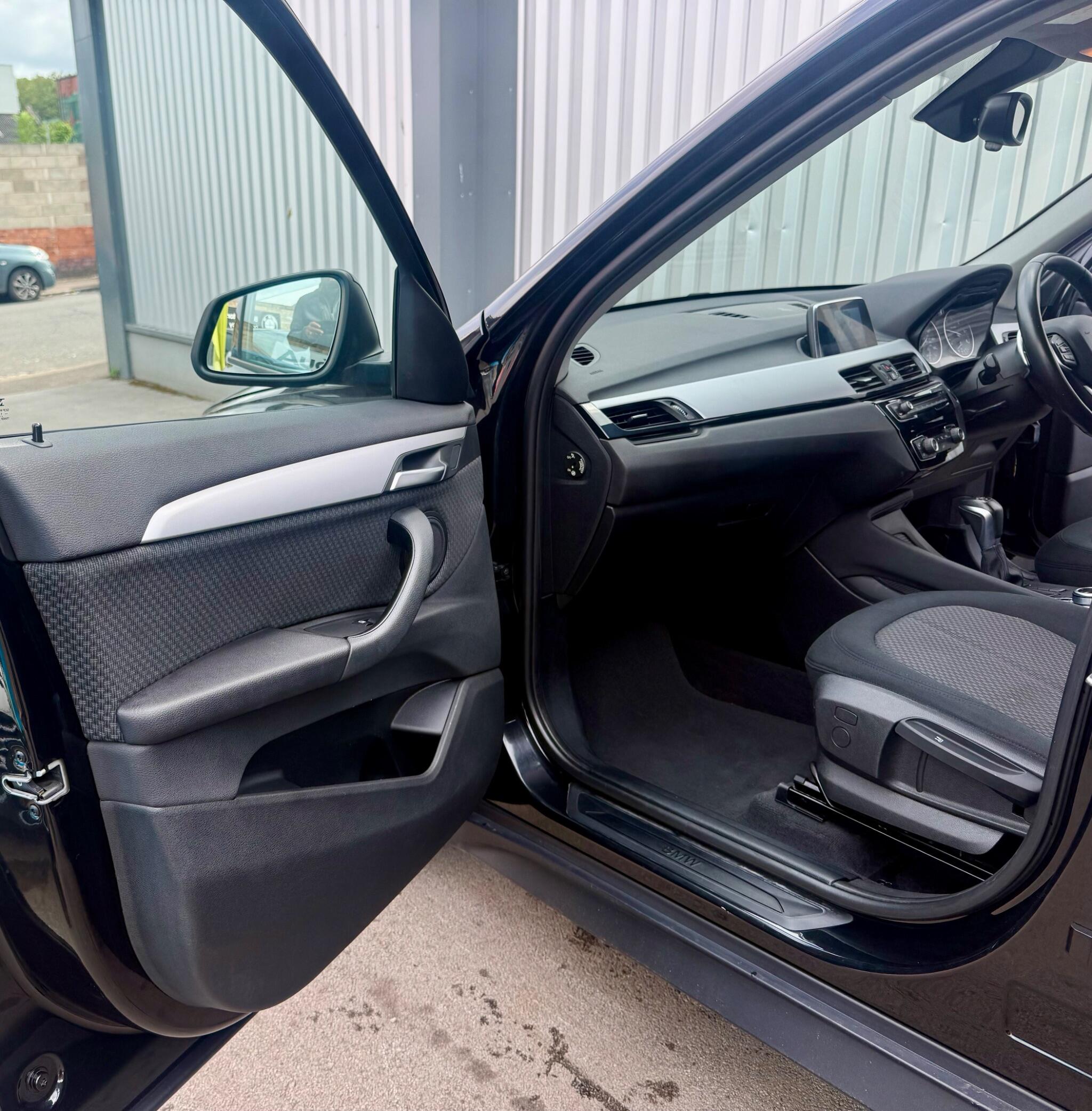BMW X1 view 13