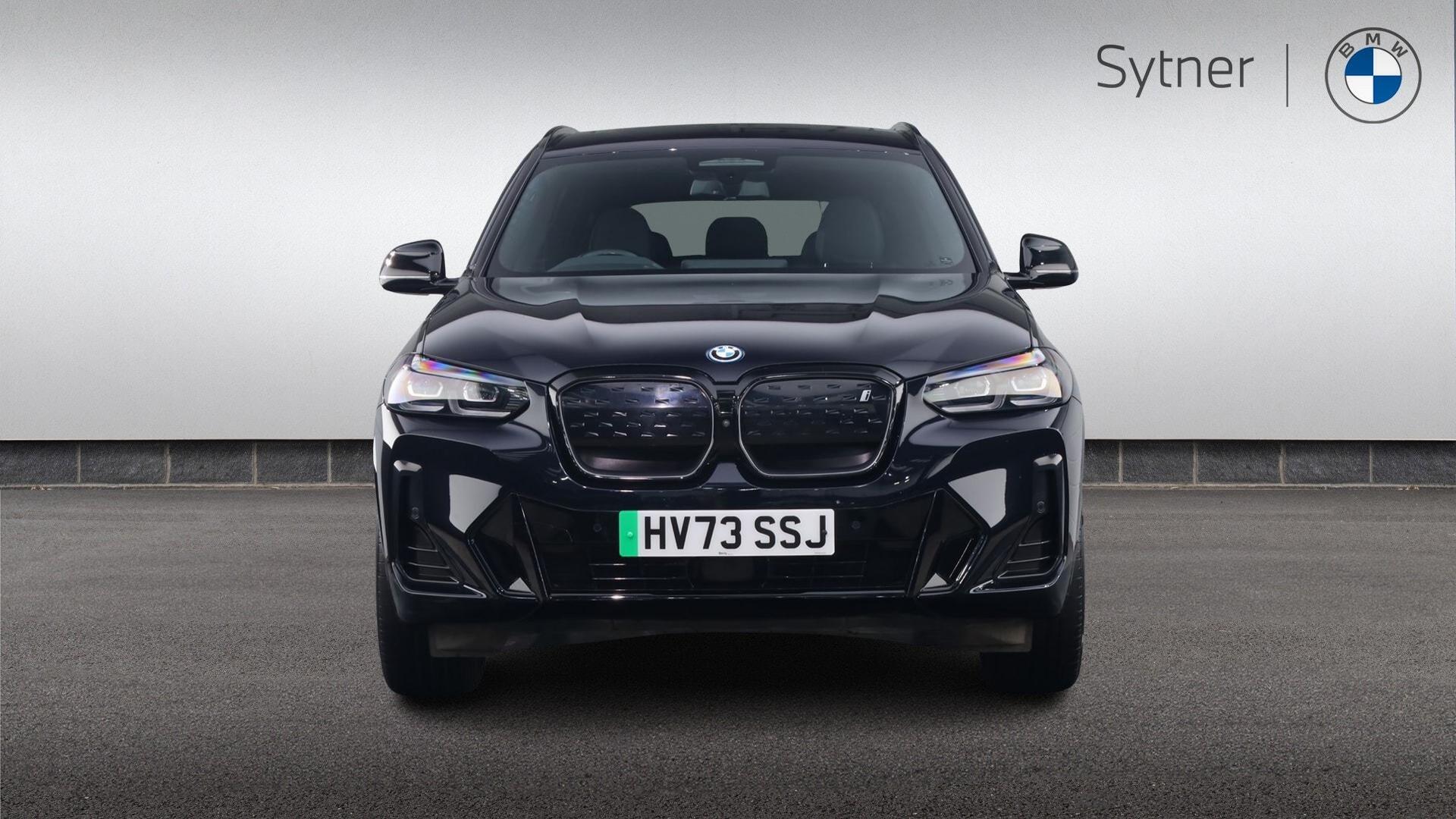 BMW iX3 view 16