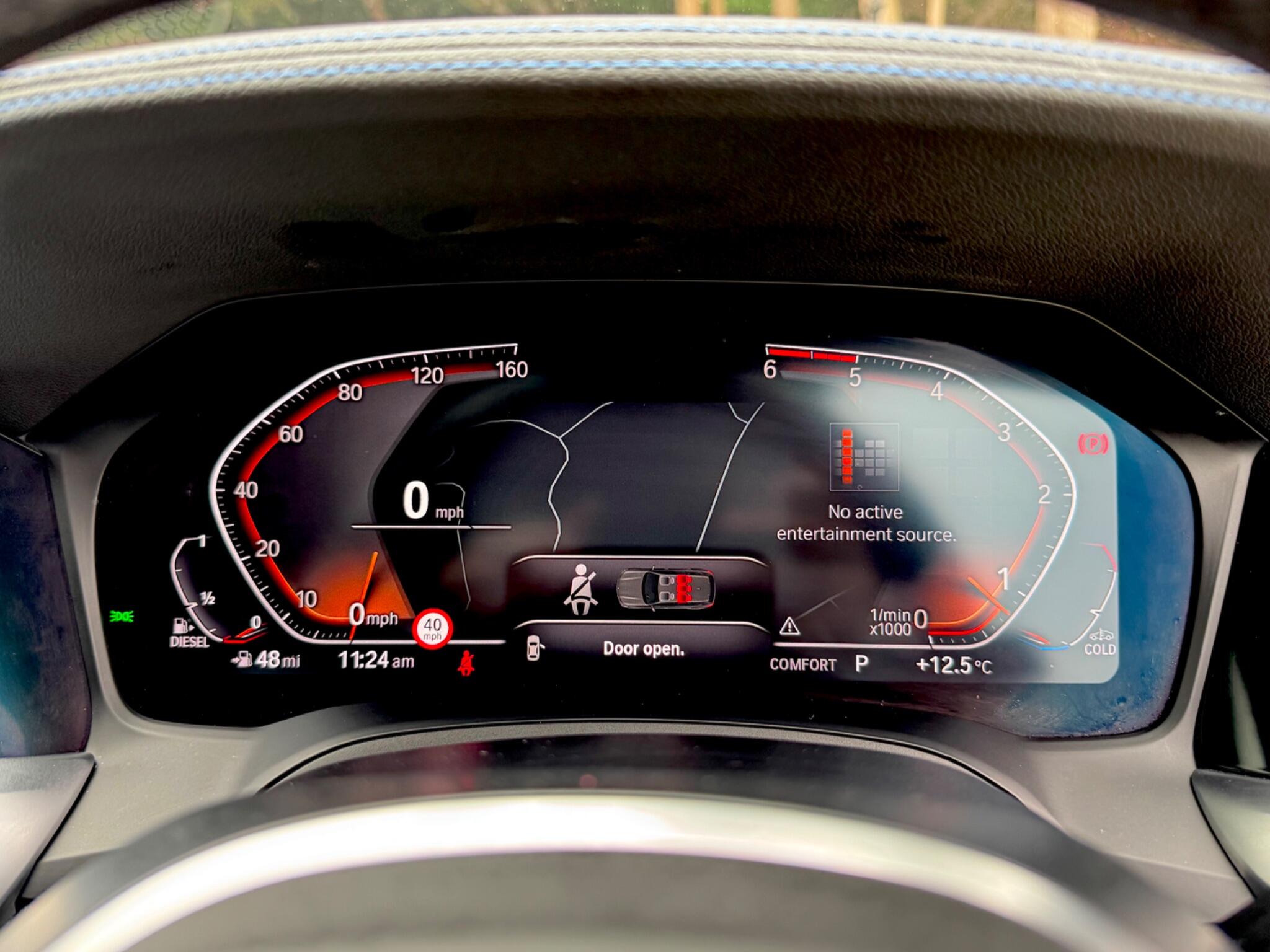 BMW 3 Series view 37