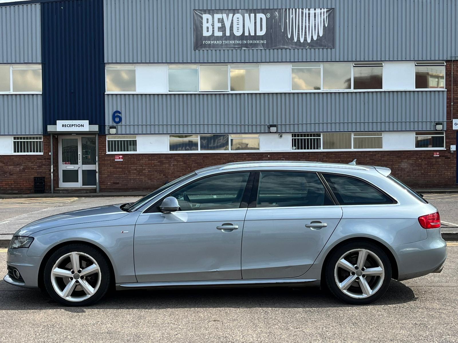 Audi A4 view 10