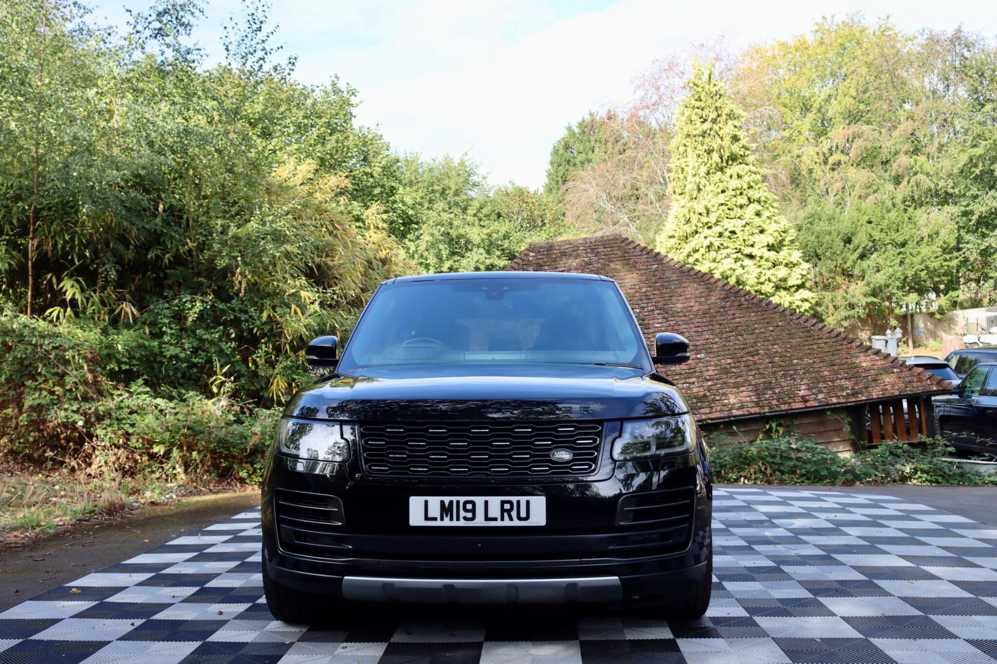 Land Rover Range Rover view 29