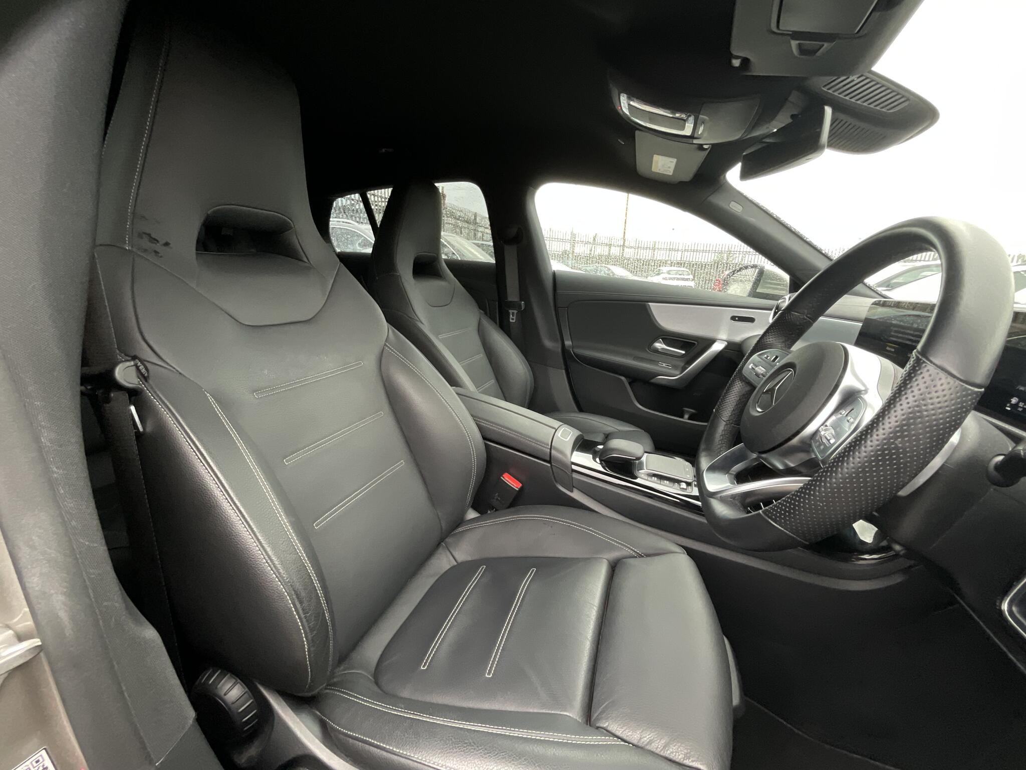 Mercedes-Benz Cla view 8