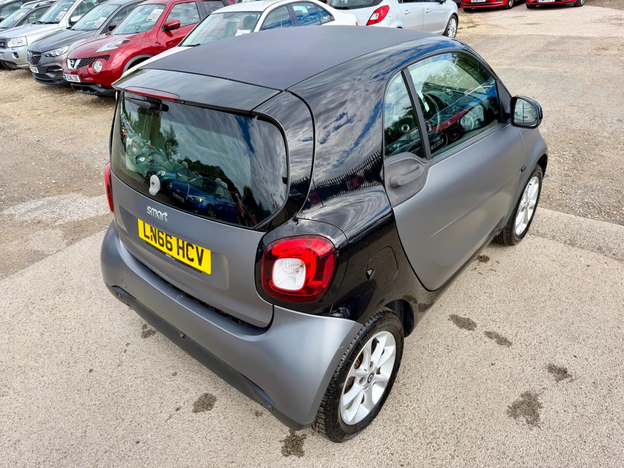 Smart Fortwo view 16