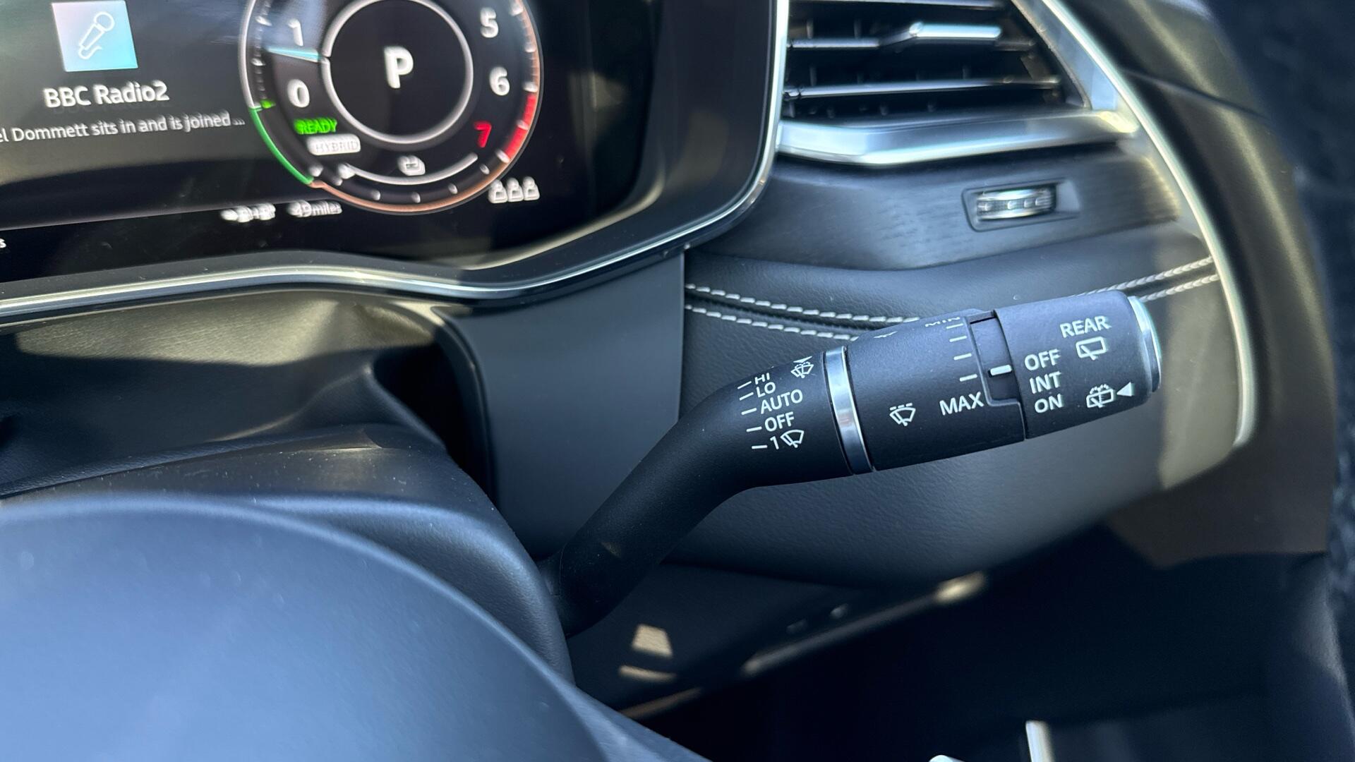 Jaguar F-Pace view 45