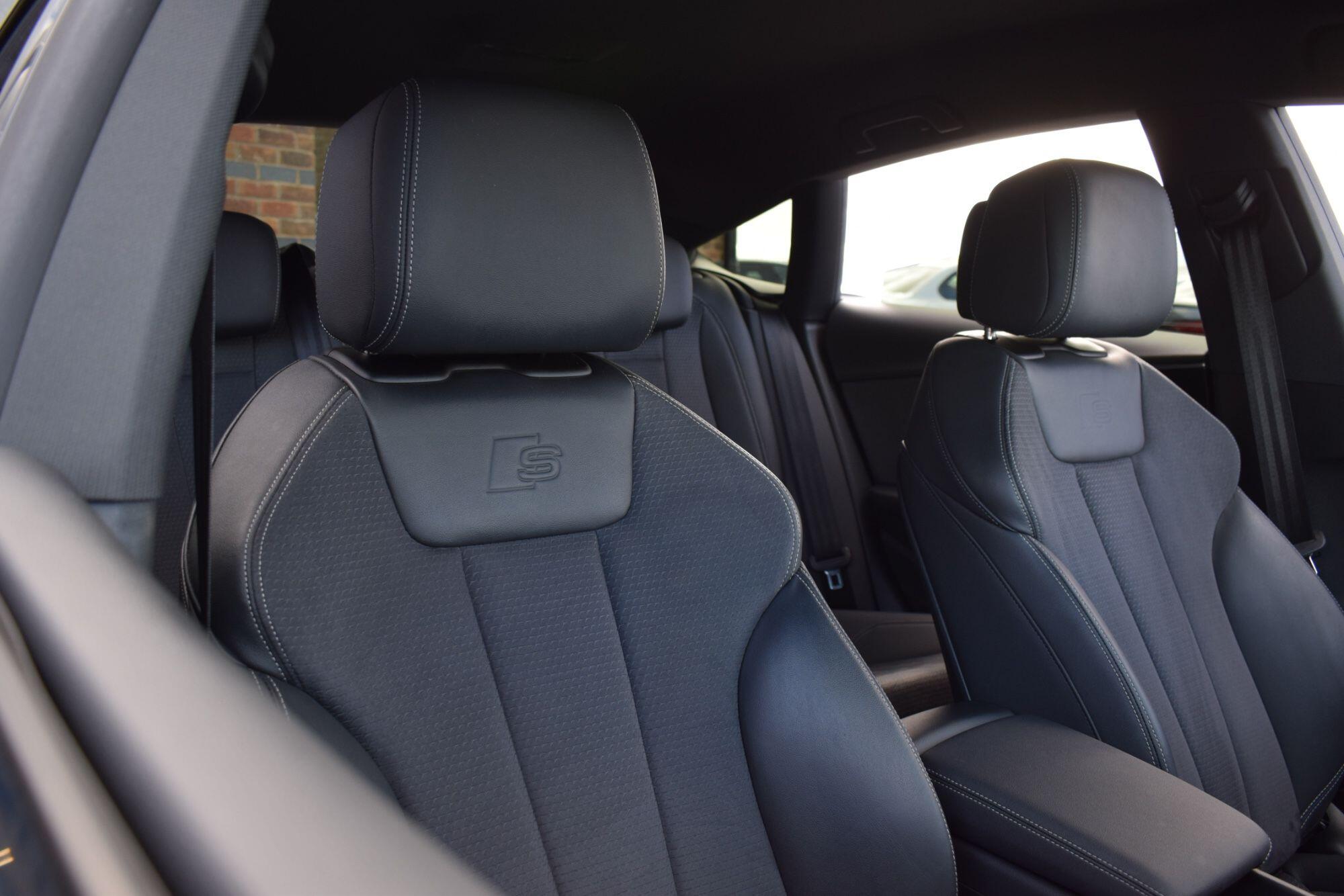 Audi A5 view 12